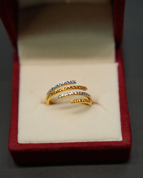 22K Gold Ladies Ring