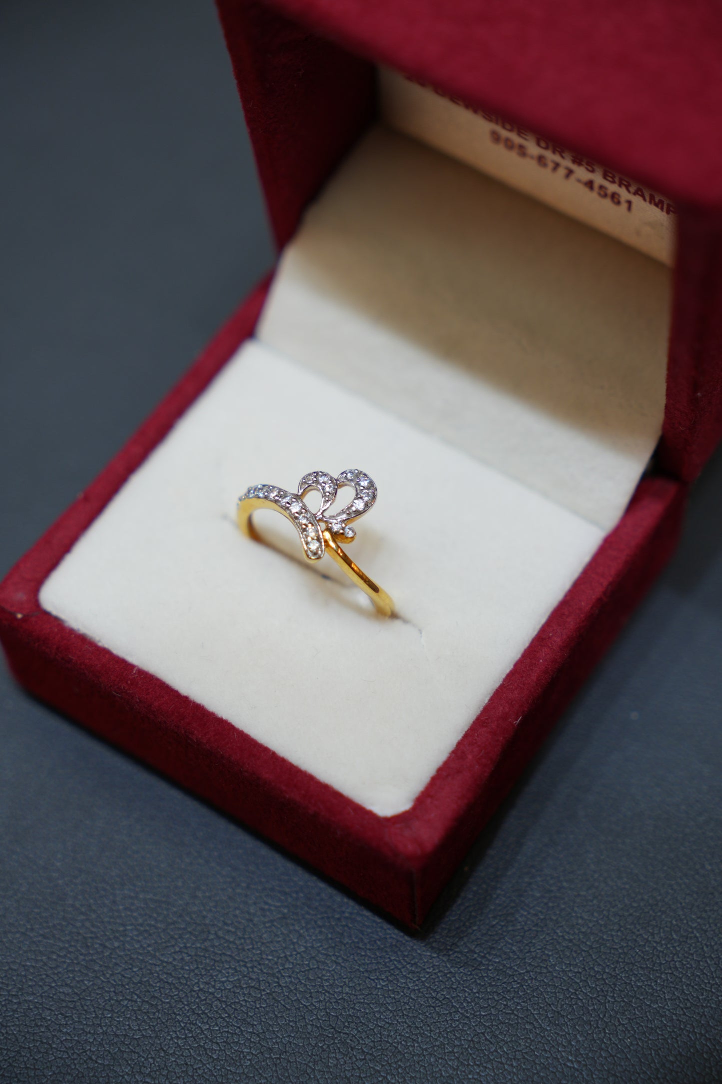 18K Natural Diamond Ring