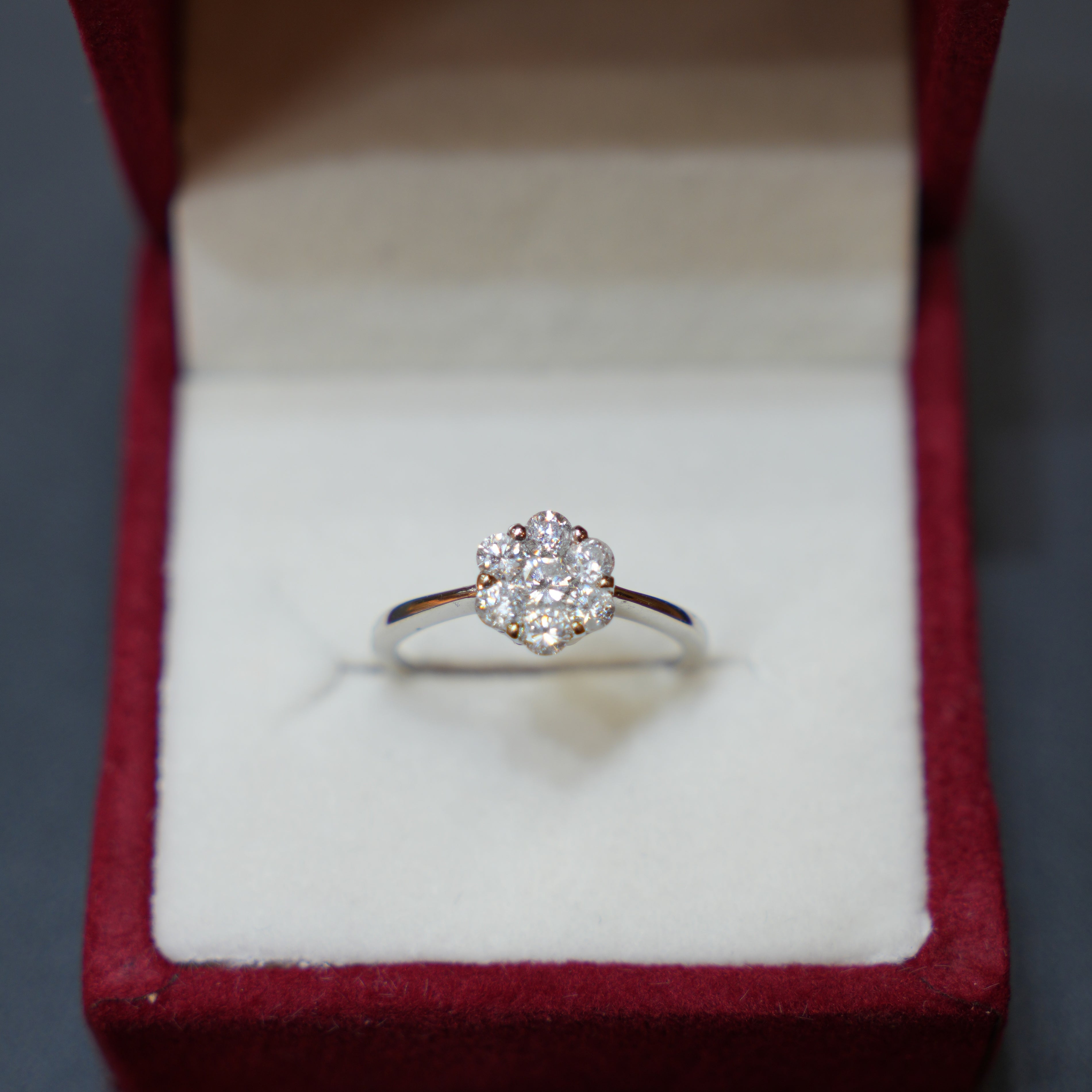 18K Gold Diamond Ring