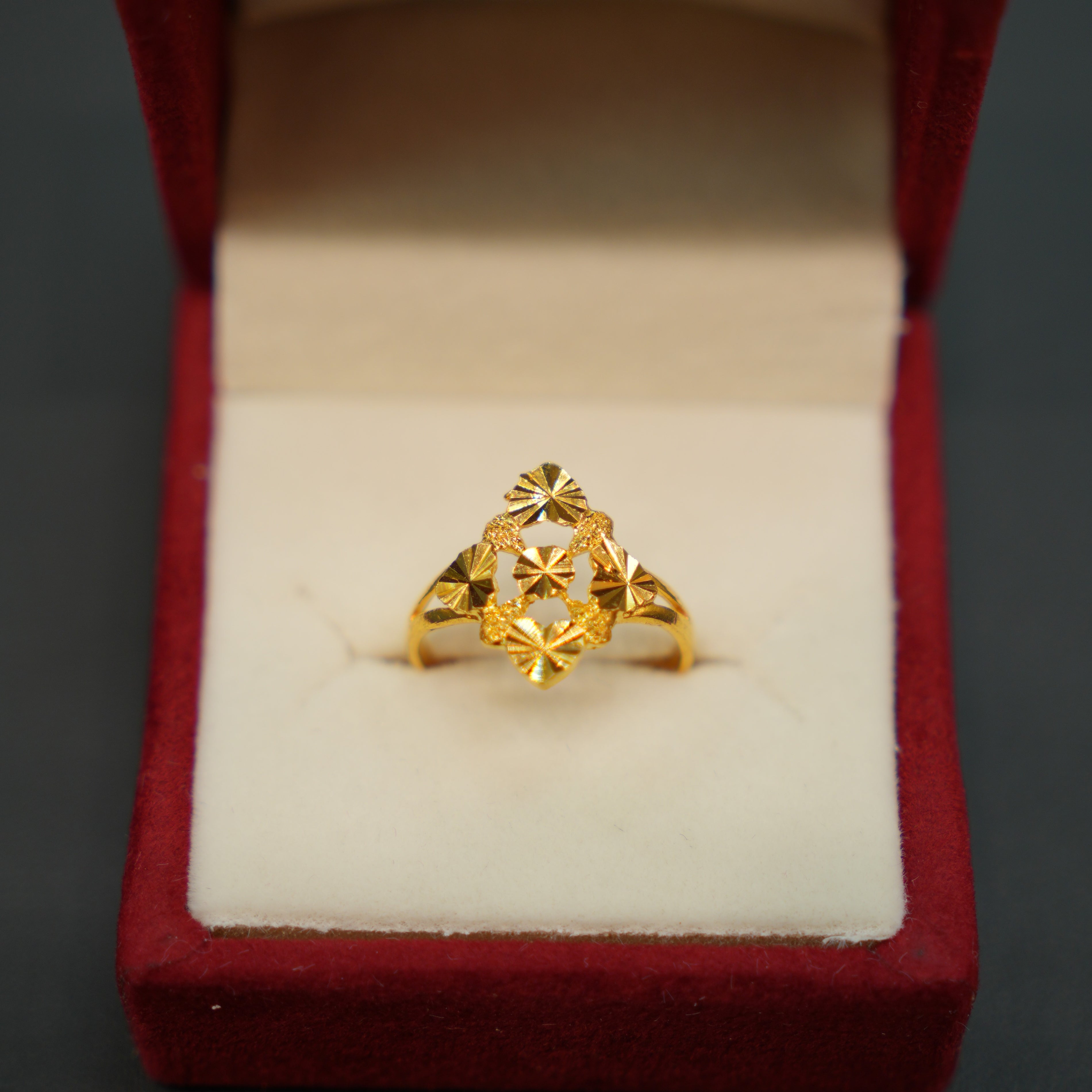 22K Gold Elegant Ring