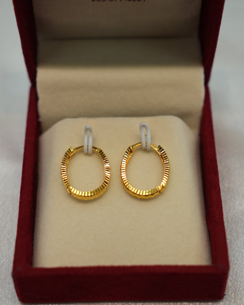 22K Gold Ladies Hoop Earrings