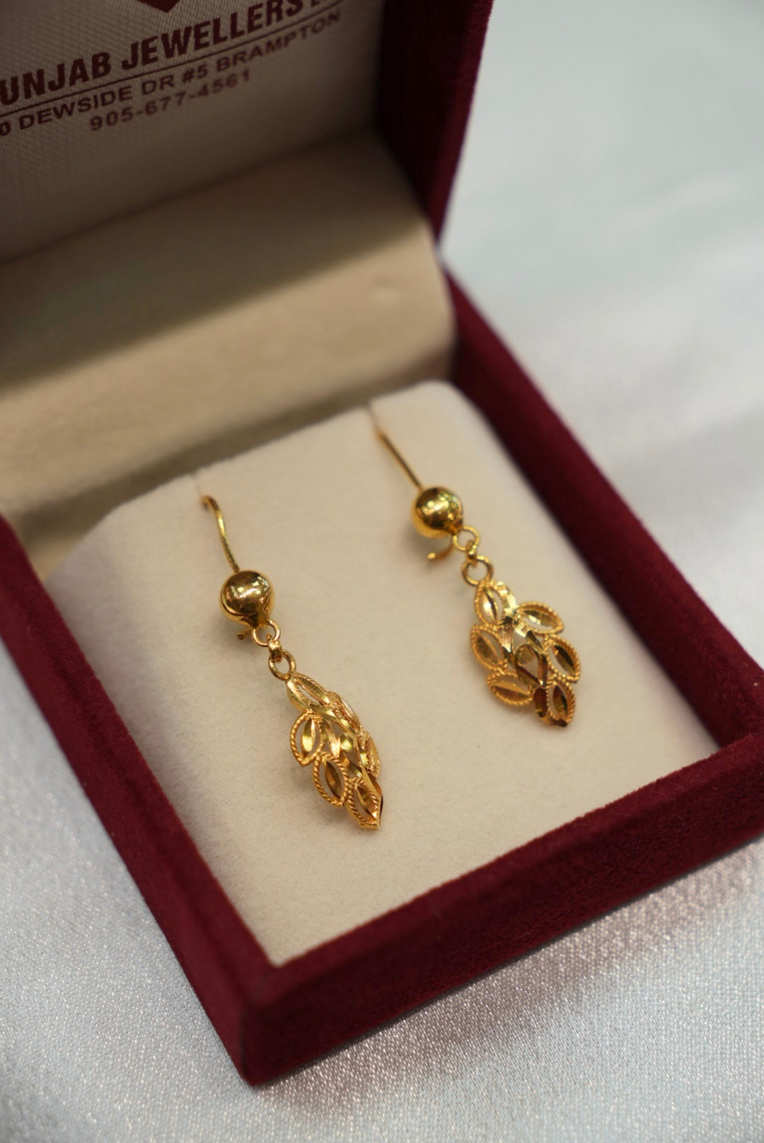 22K Gold Ladies Earrings