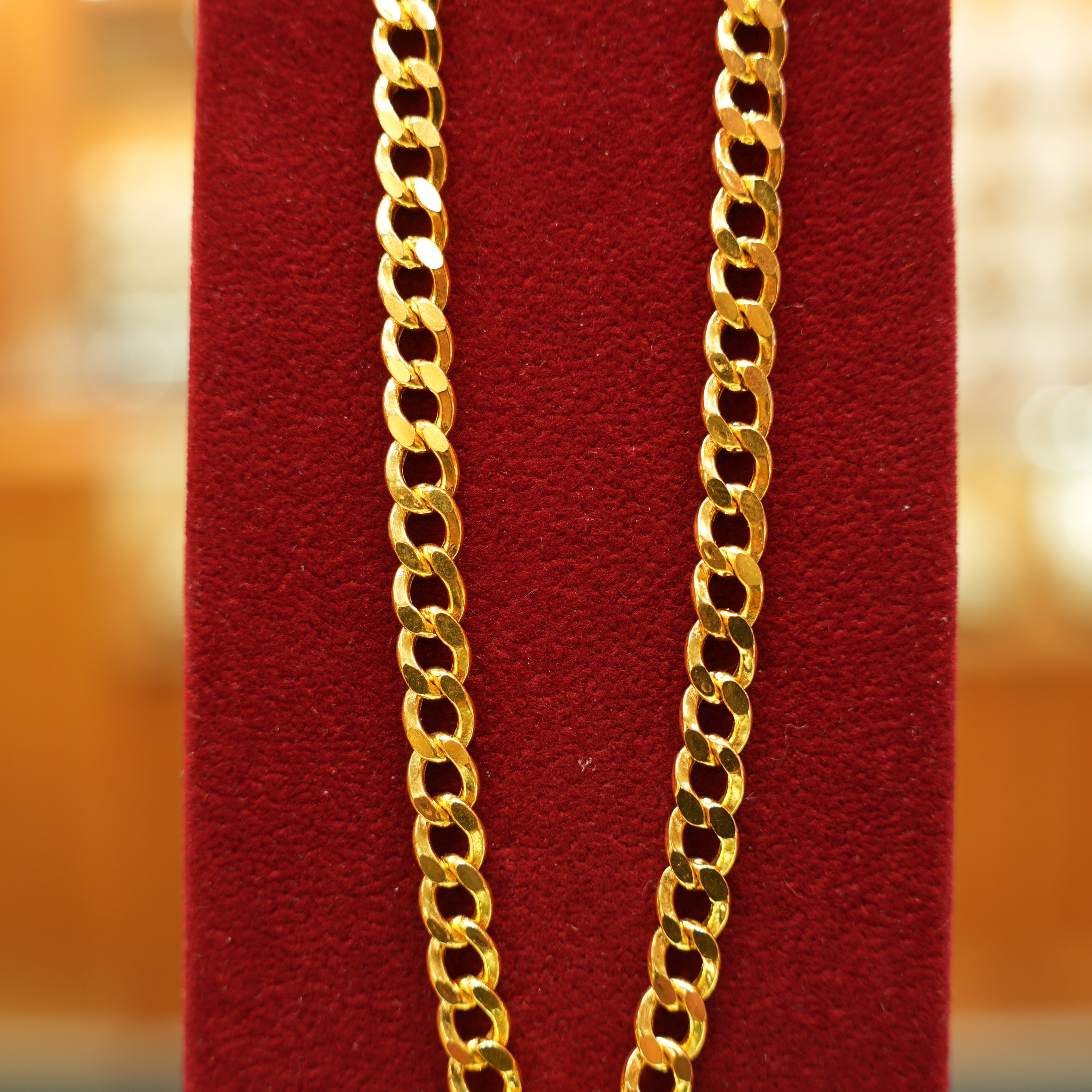 22K Gold Sleek Mens Chain
