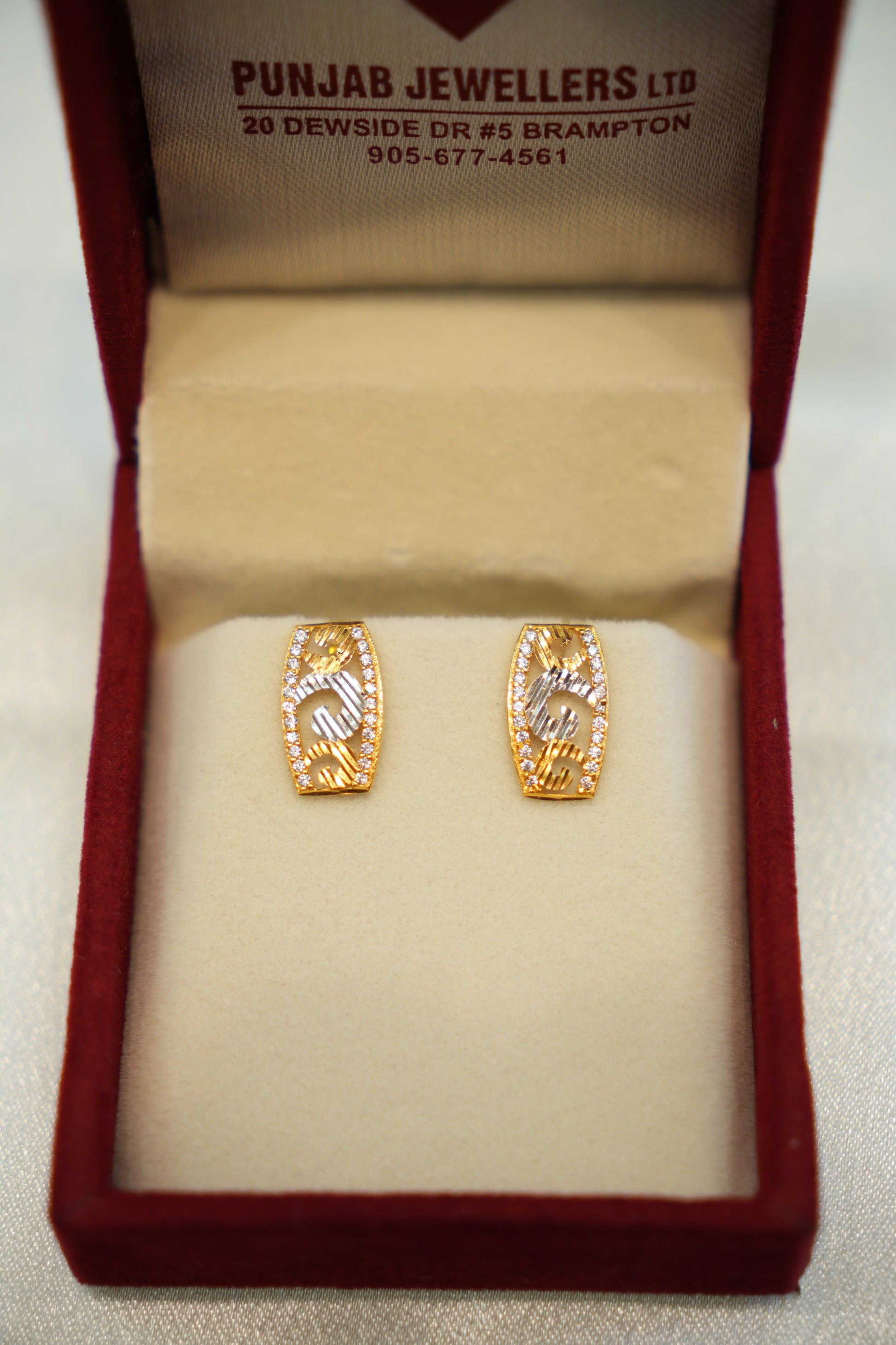 Gold earrings for wedding and festivals