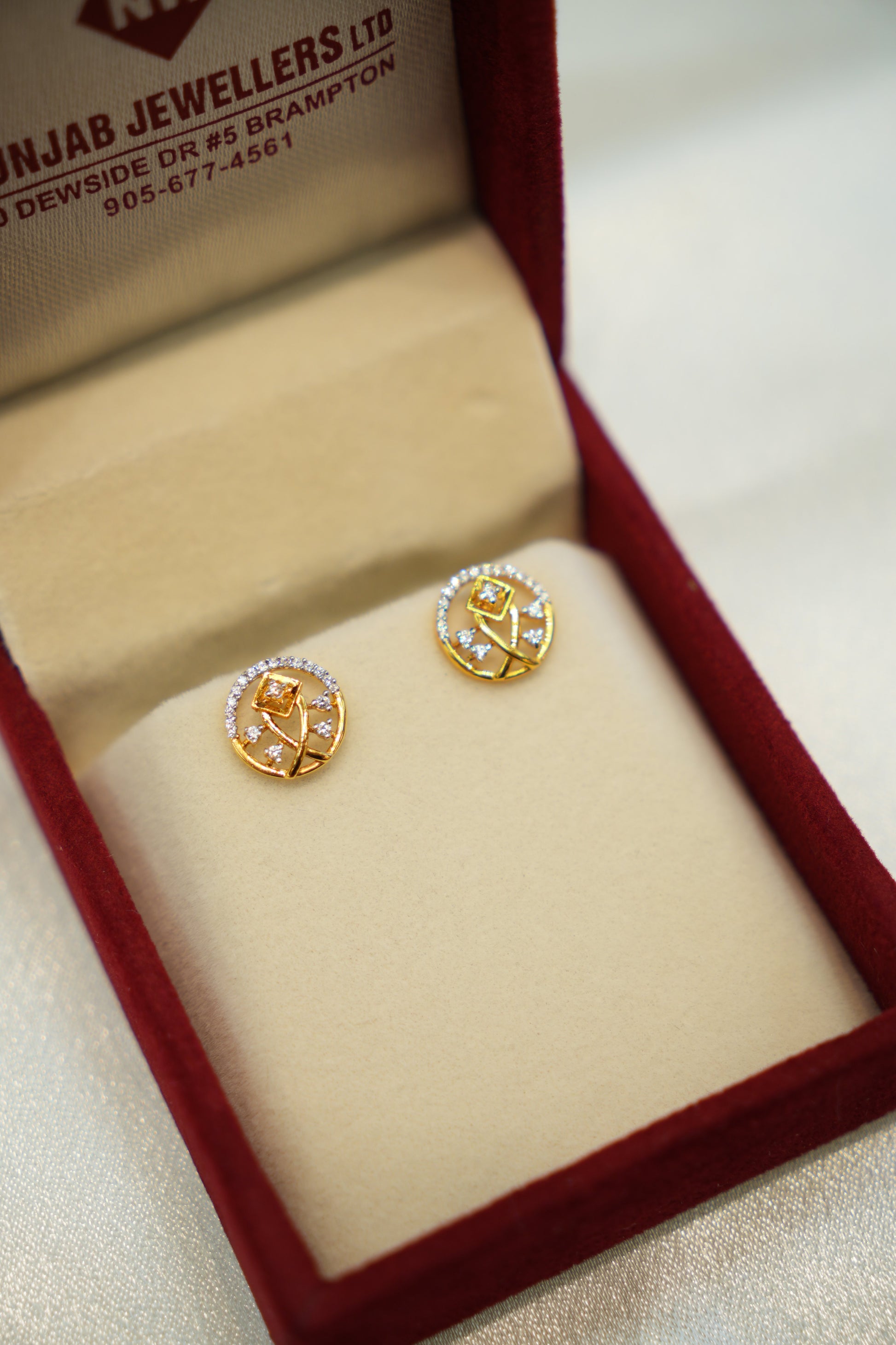 22K Gold Ladies Earrings