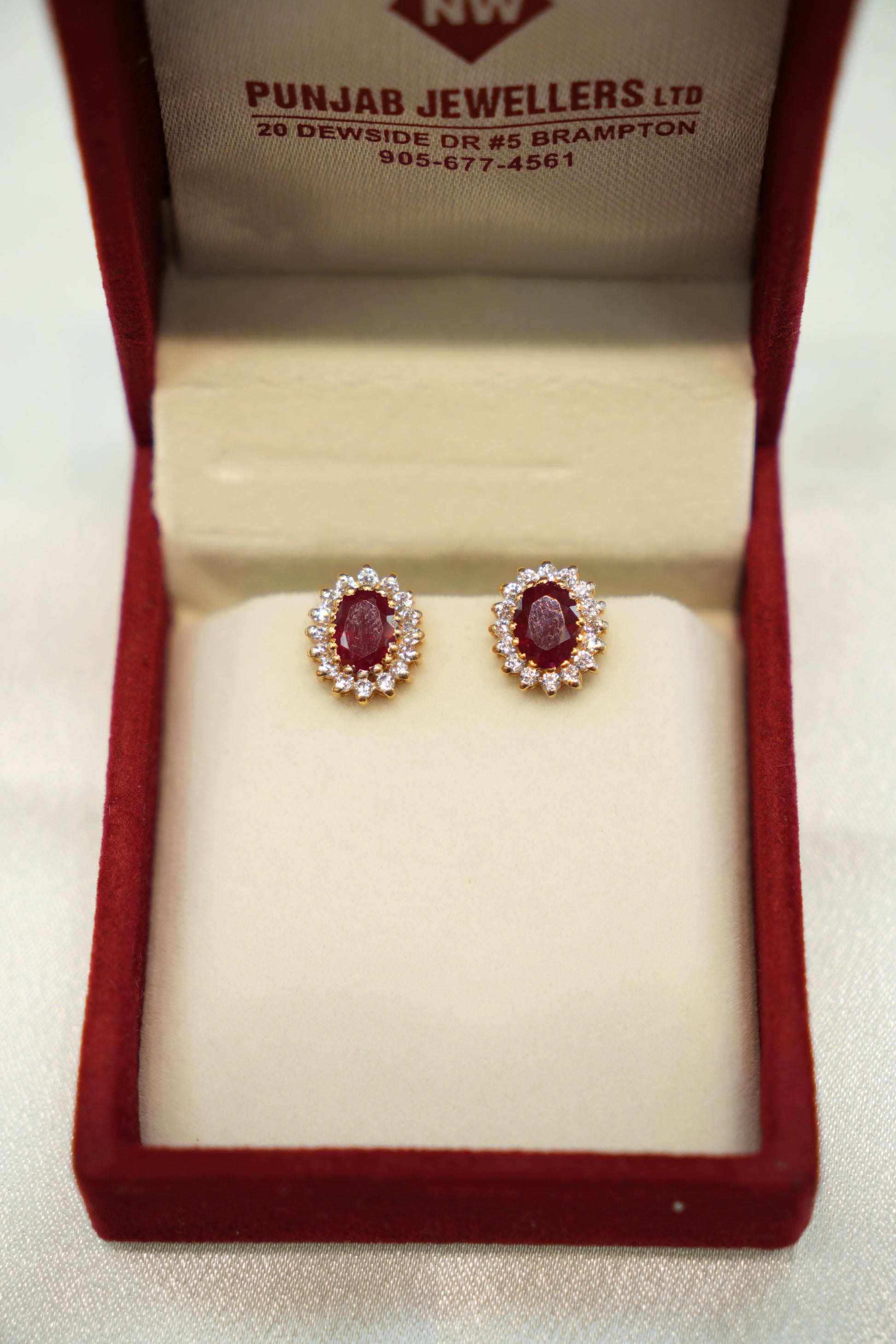22K Gold Ladies Earrings
