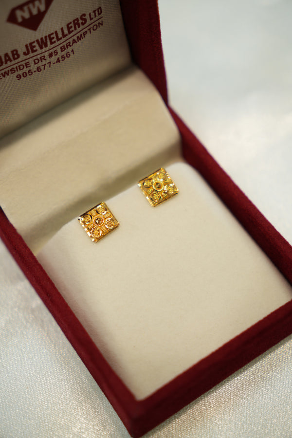 22K Gold Ladies Earrings