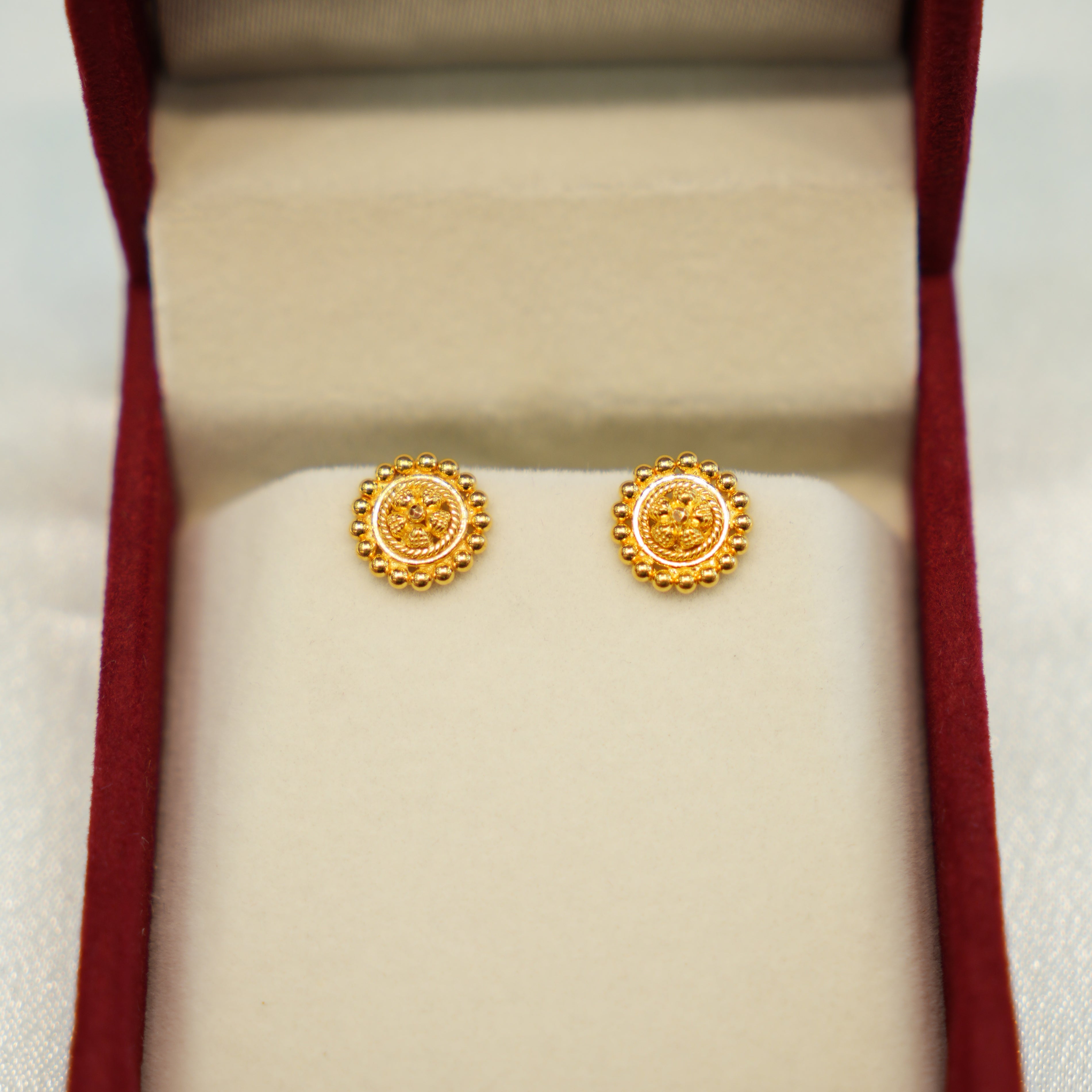 22K Gold Luxury Stud Earrings