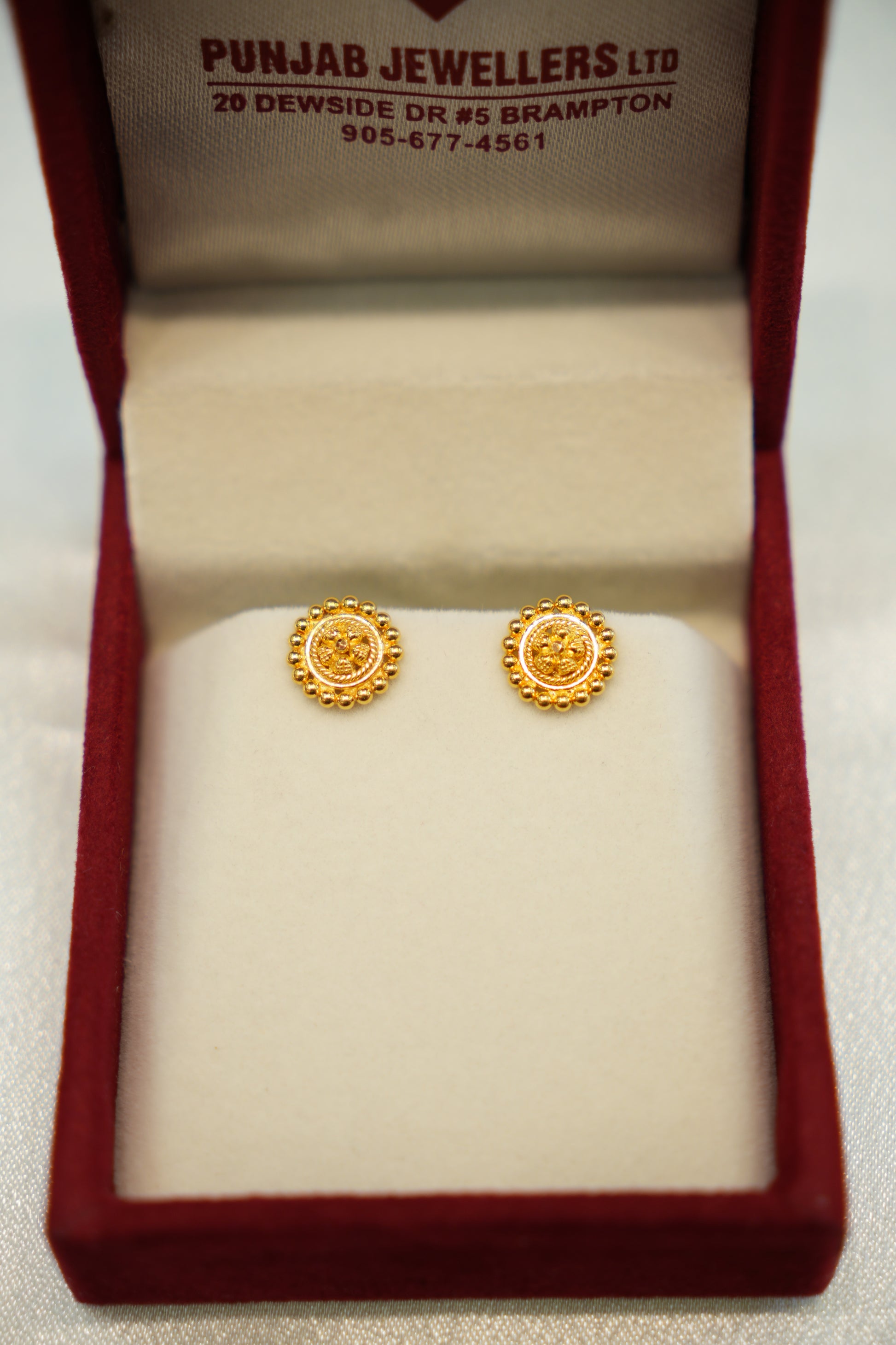 22K Gold Luxury Stud Earrings