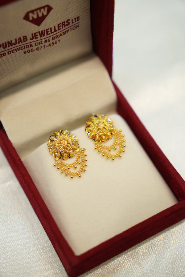 22K Gold Ladies Earrings