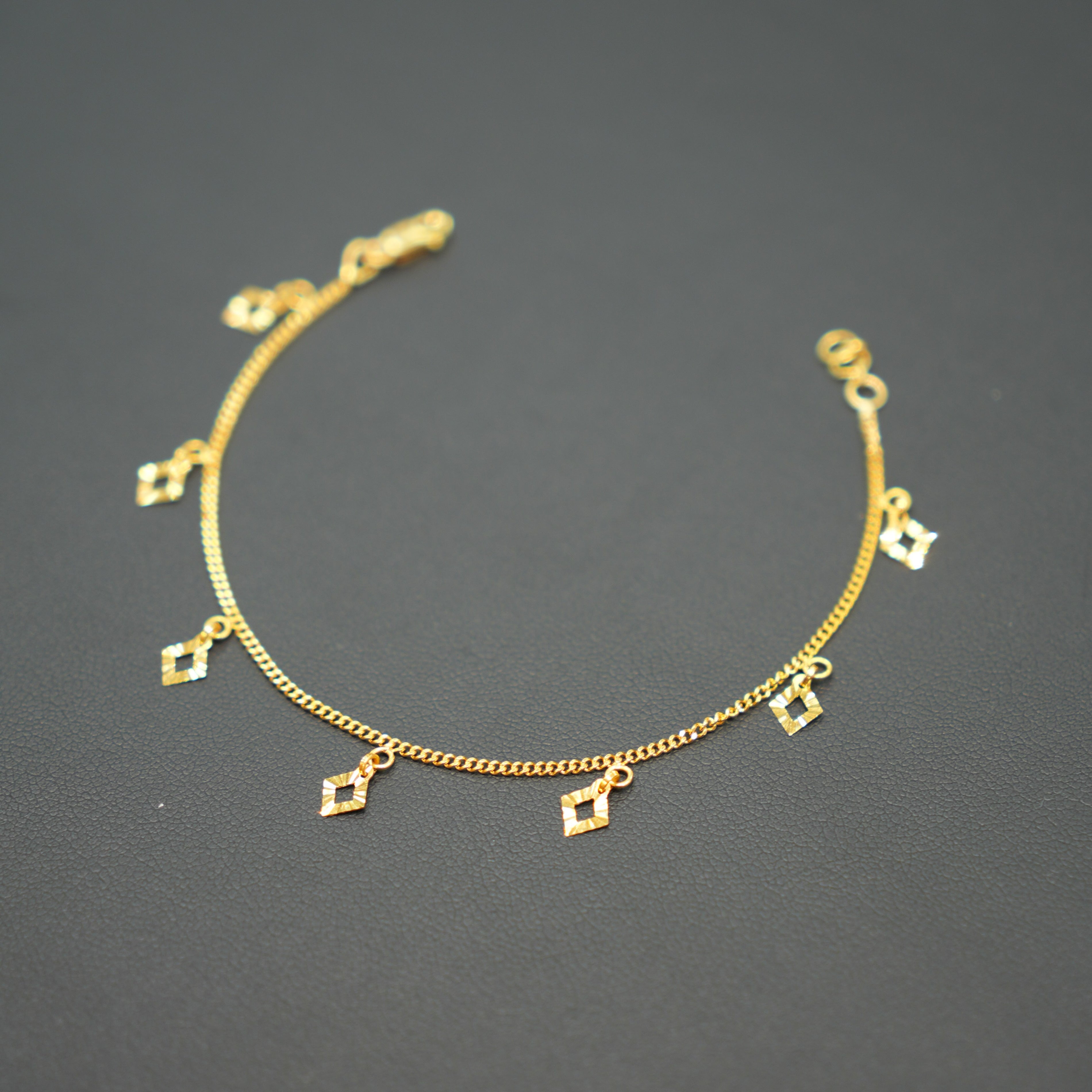22K Gold Bracelet Design