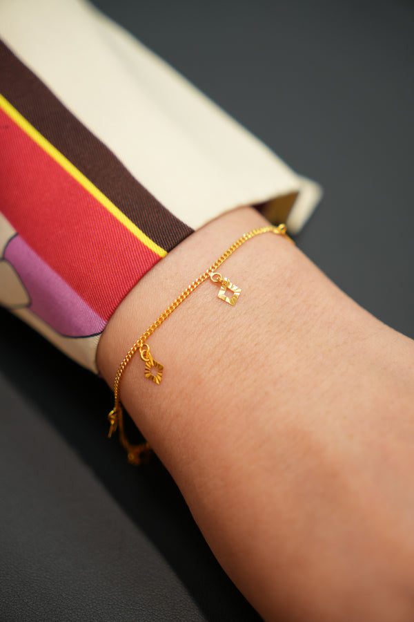 22K Gold Bracelet Design