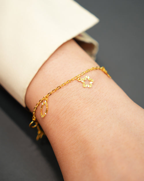 22k Gold Ladies Bracelet