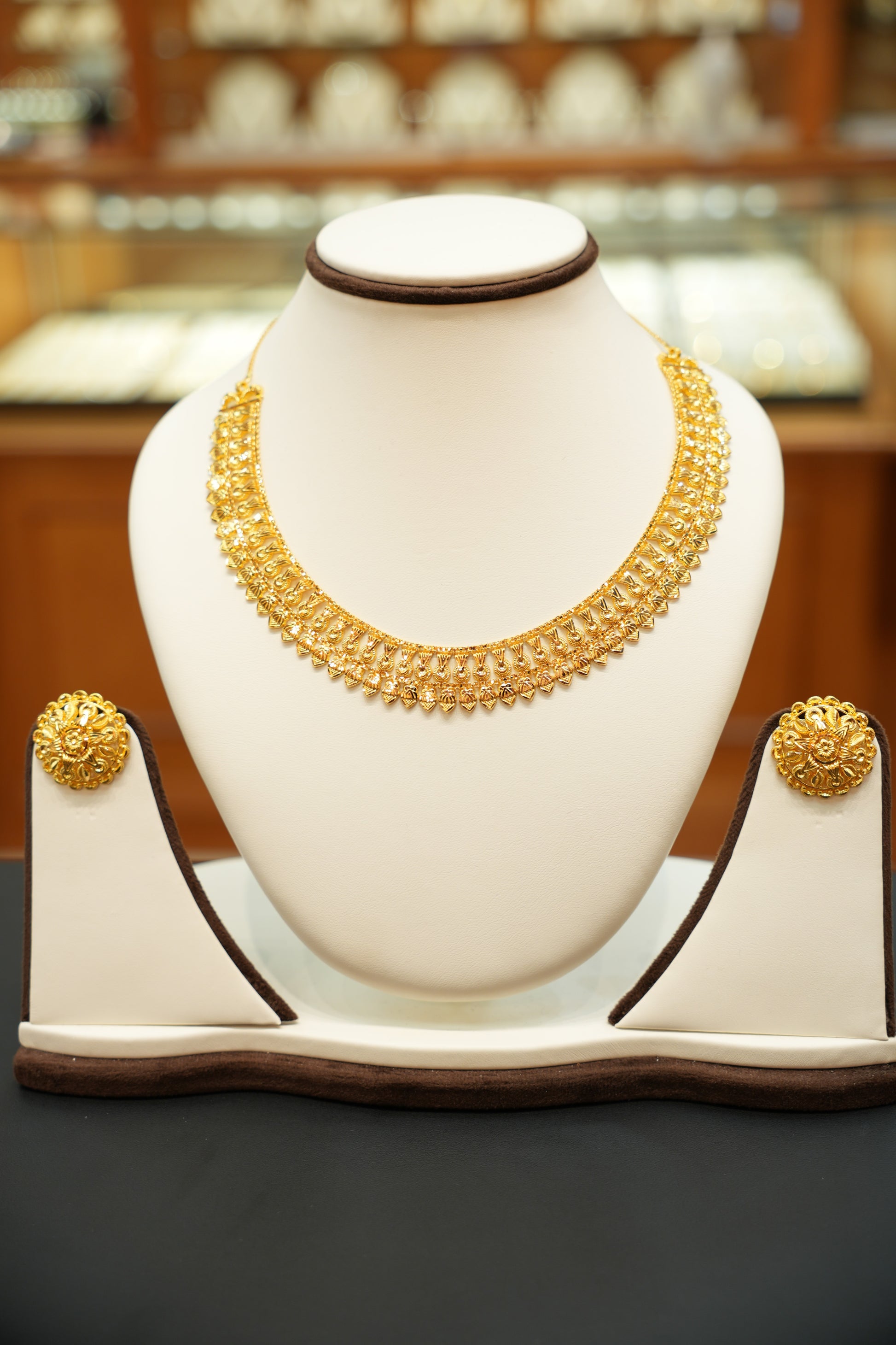 22K Gold Designer Wedding Set