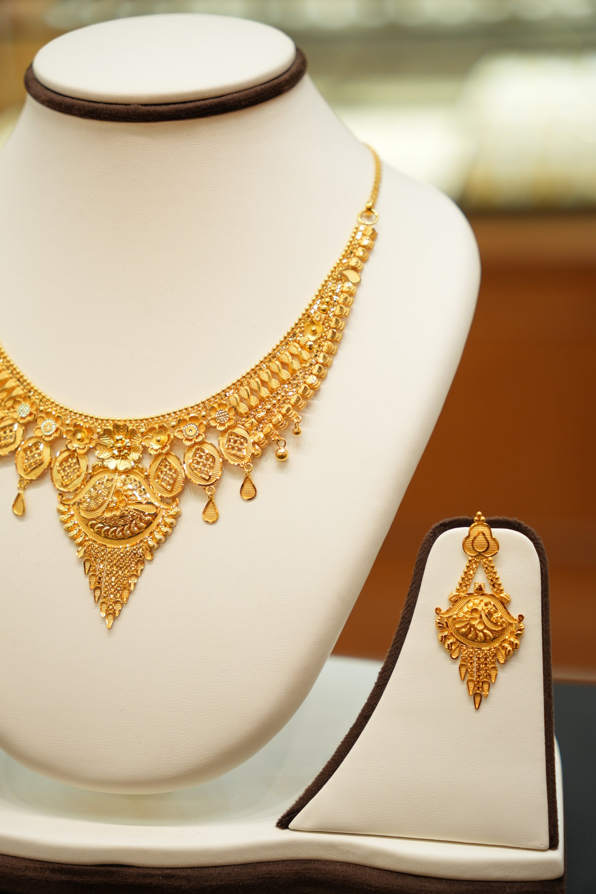 22K Gold Classic Wedding Set