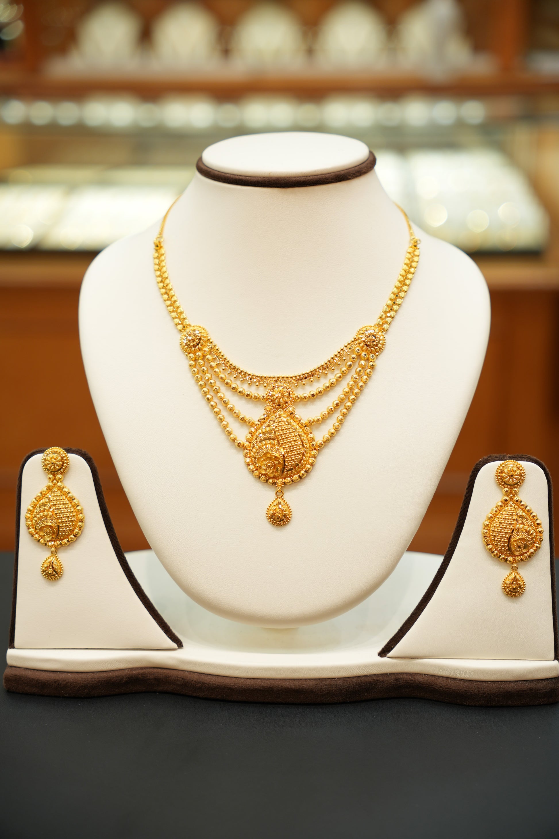 22K Gold Luxury Wedding Set