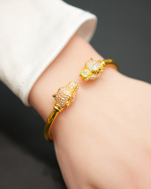22k Gold Ladies Bangle Bracelet
