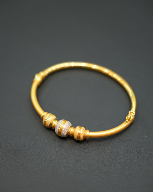 22k Gold Ladies Bracelet
