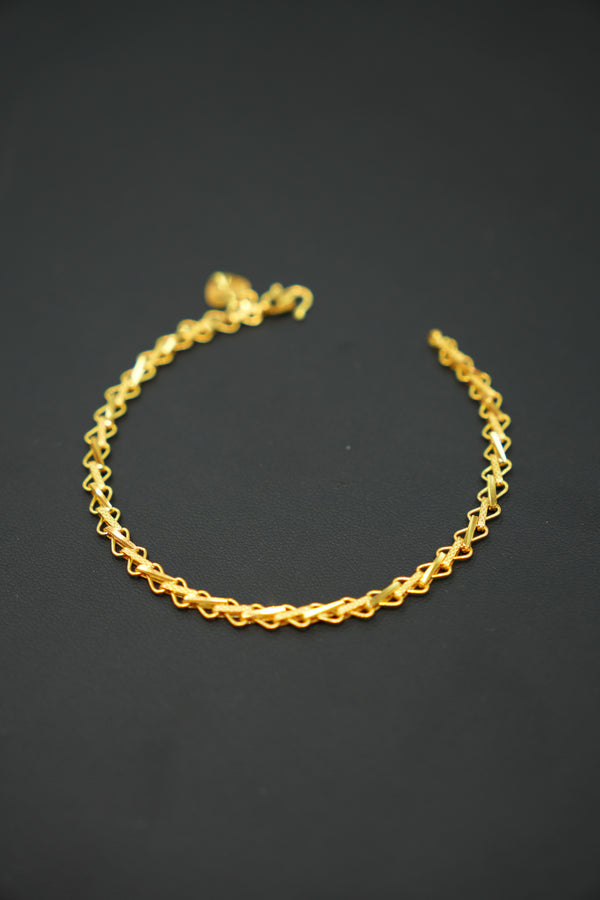 22k Gold Ladies Bracelet