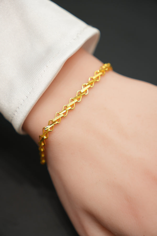 22k Gold Ladies Bracelet