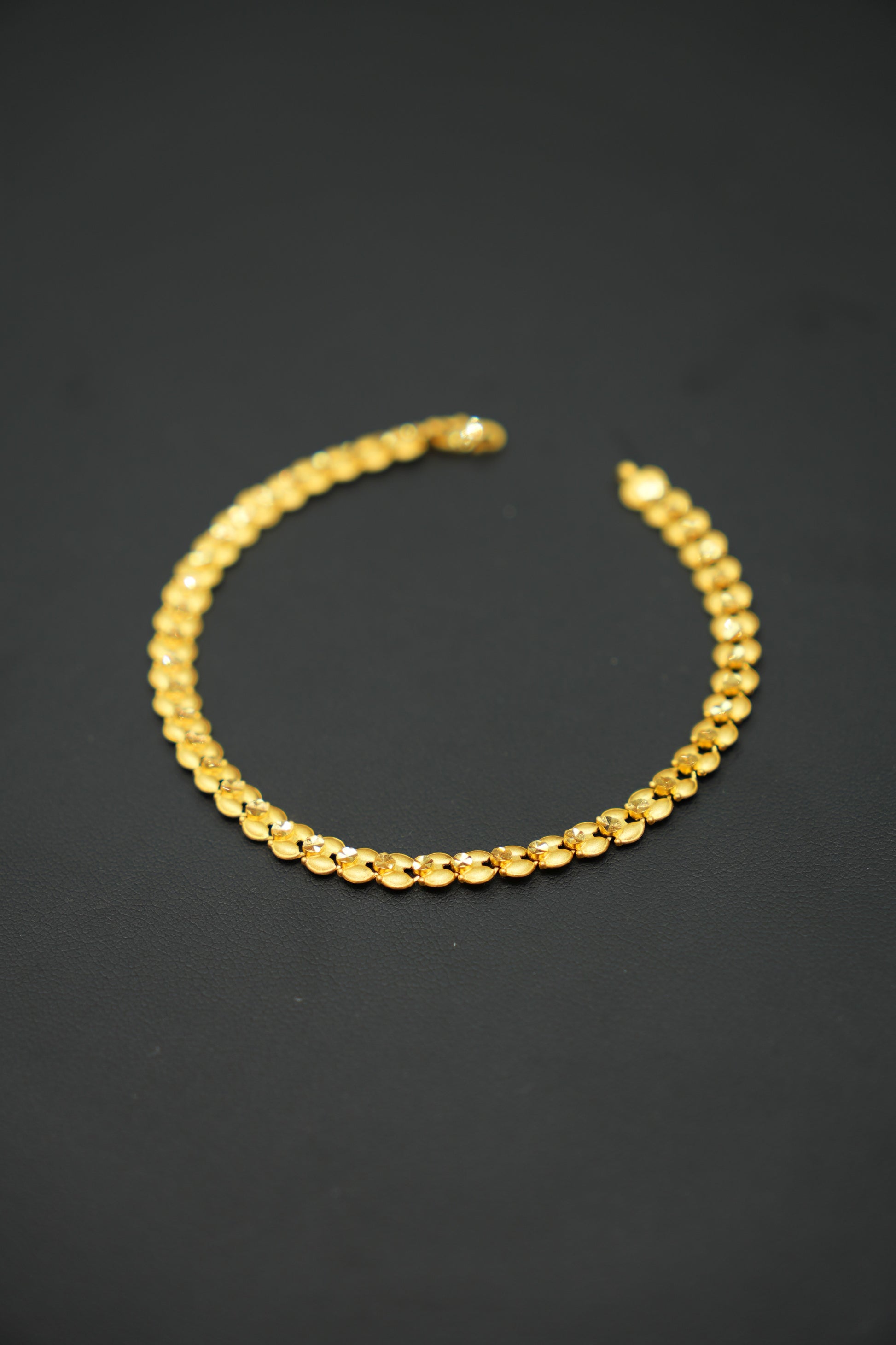 22k Gold Ladies Bracelet