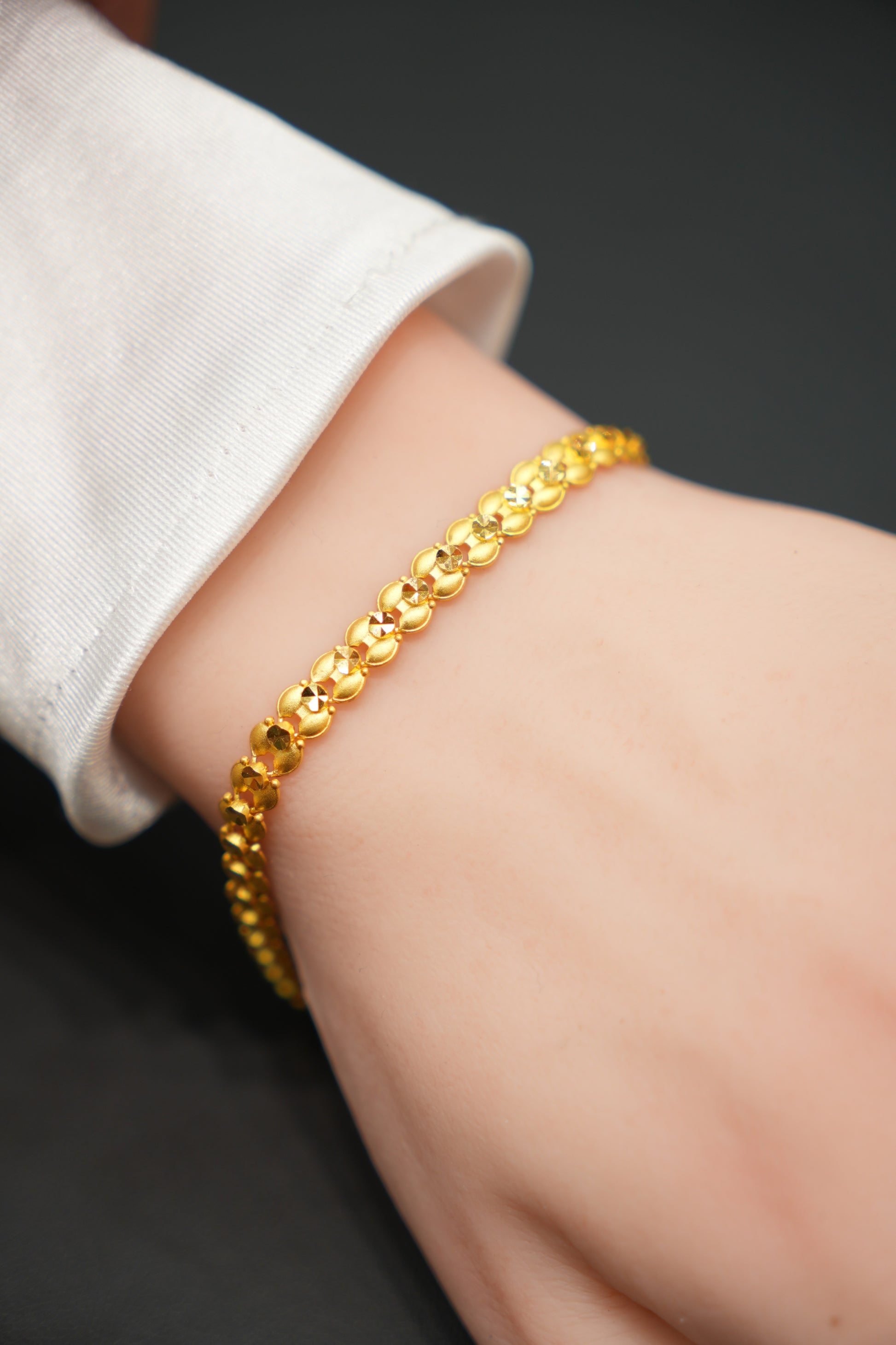 22k Gold Ladies Bracelet