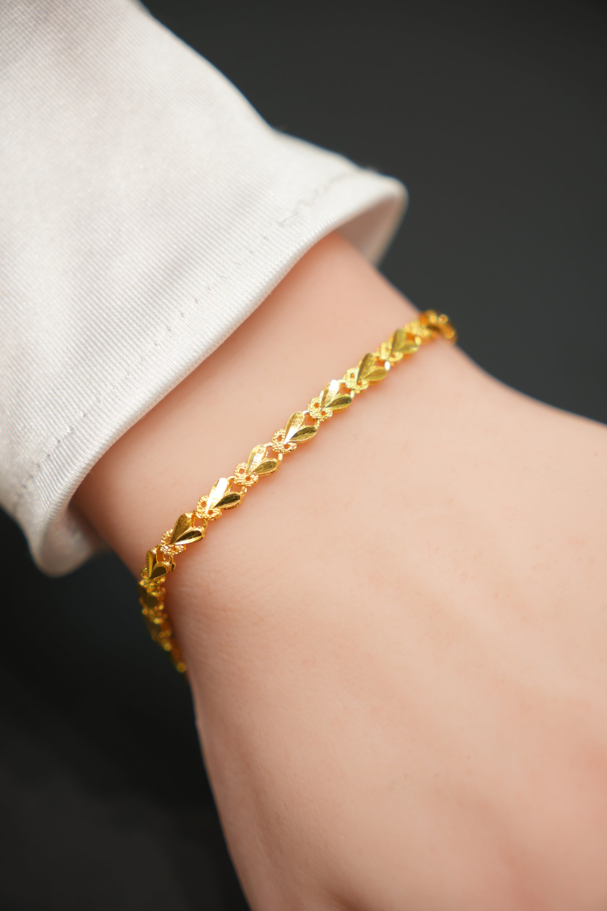 22k Gold Ladies Bracelet
