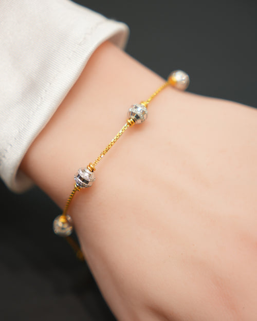 22k Gold Ladies Bracelet