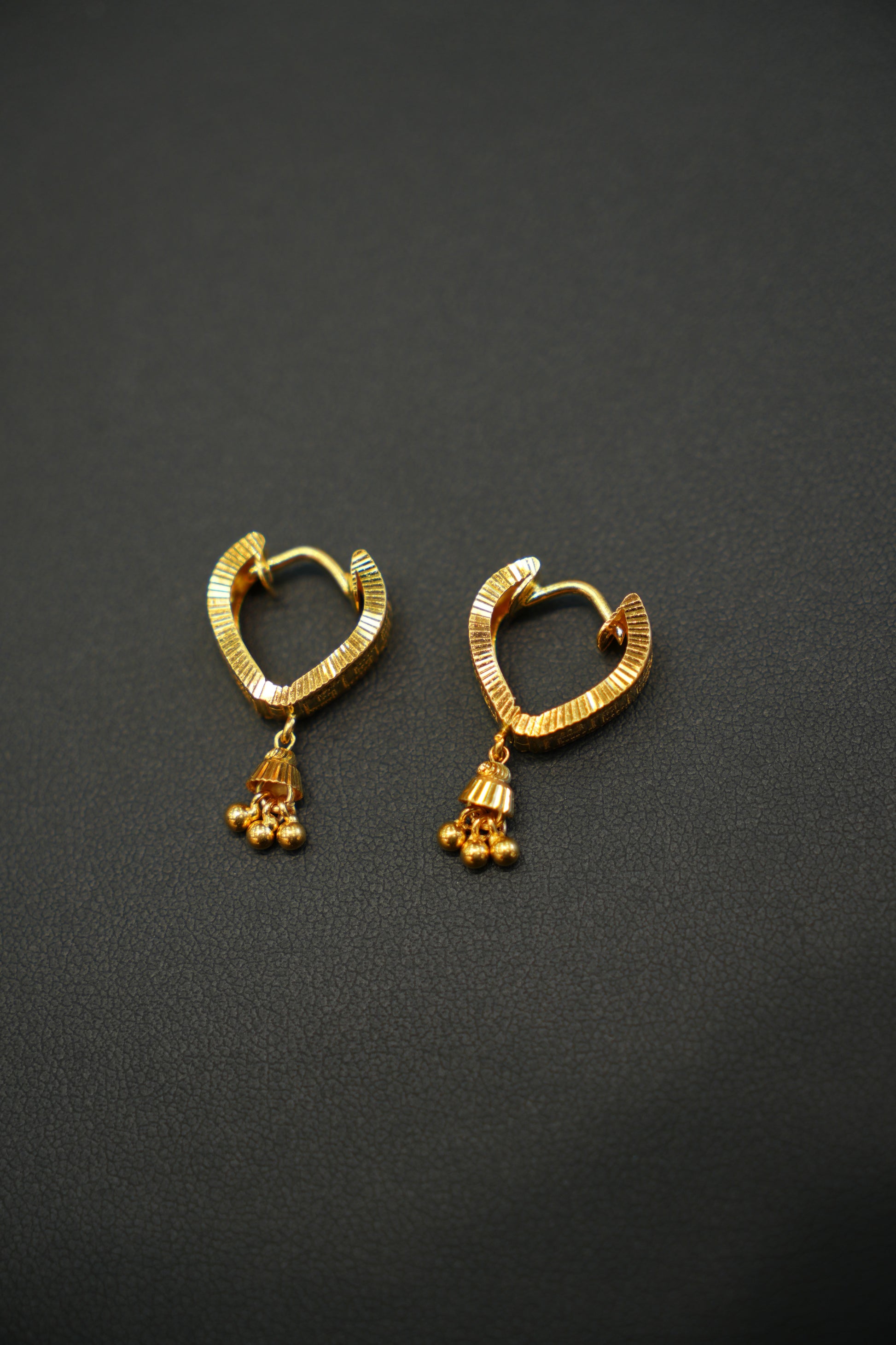 22K Gold Ladies Hoop Earrings