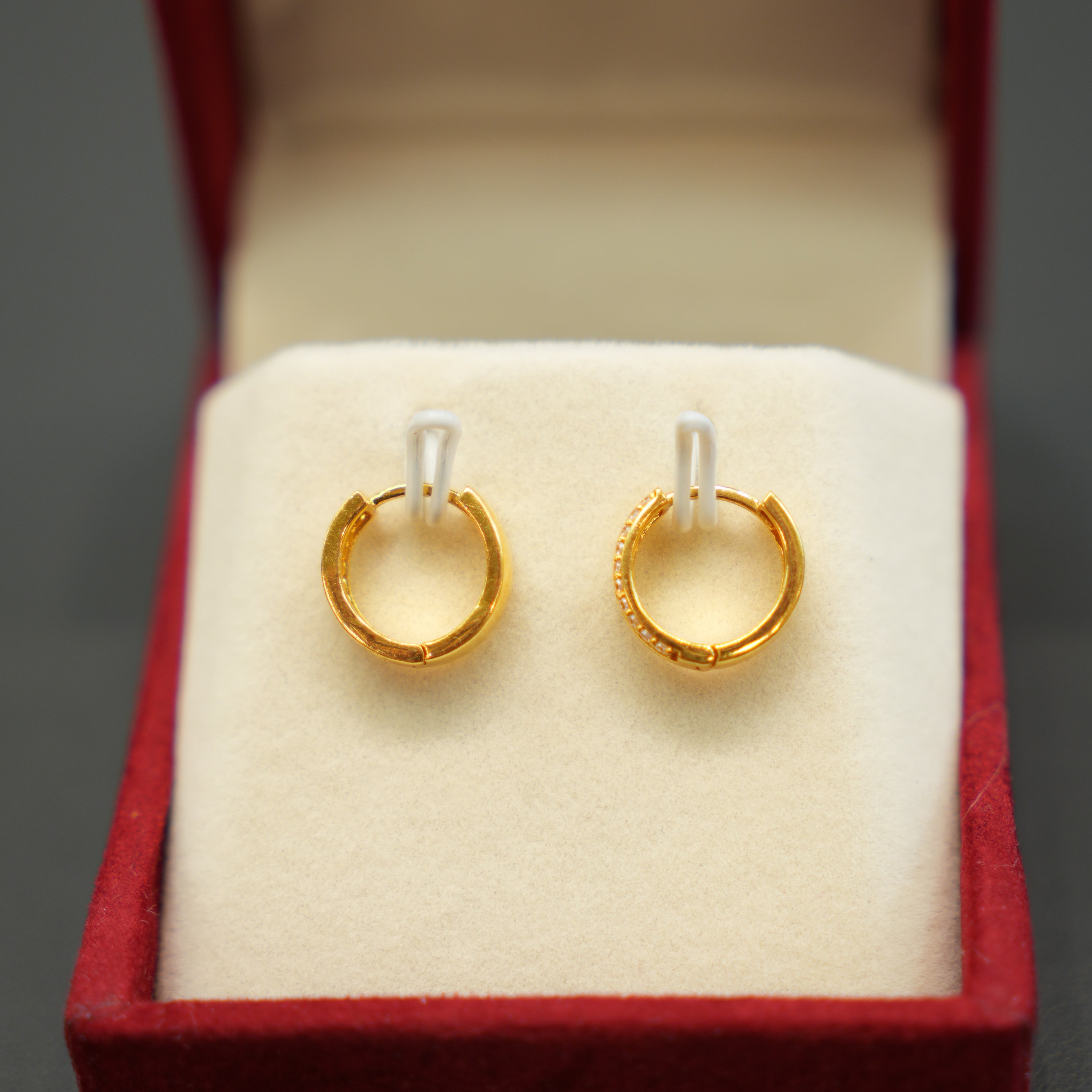 22K Gold Ladies Hoop Earrings