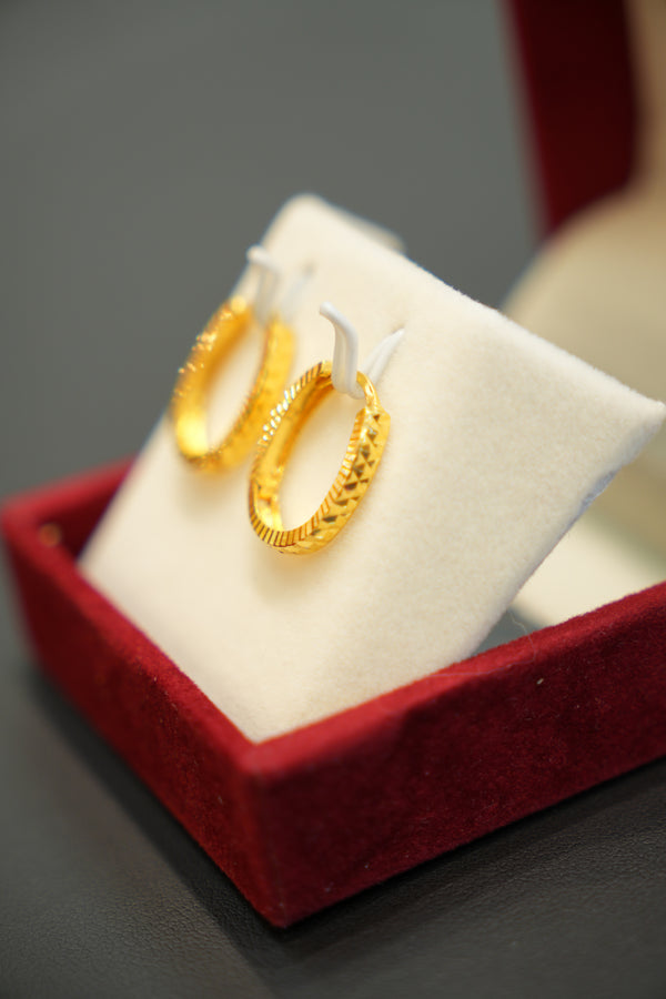 22K Gold Ladies Hoop Earrings