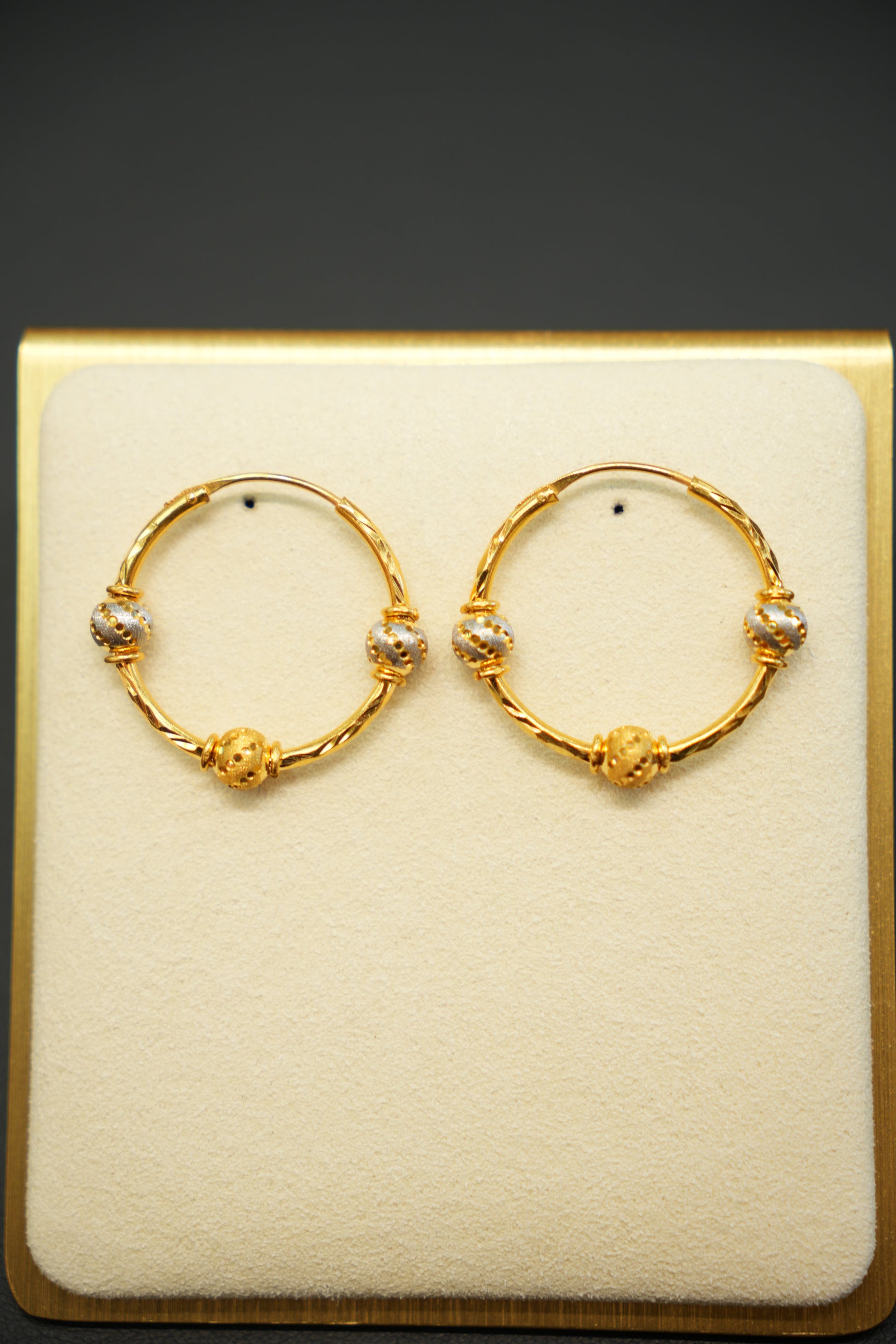 22K Gold Ladies Hoop Earrings