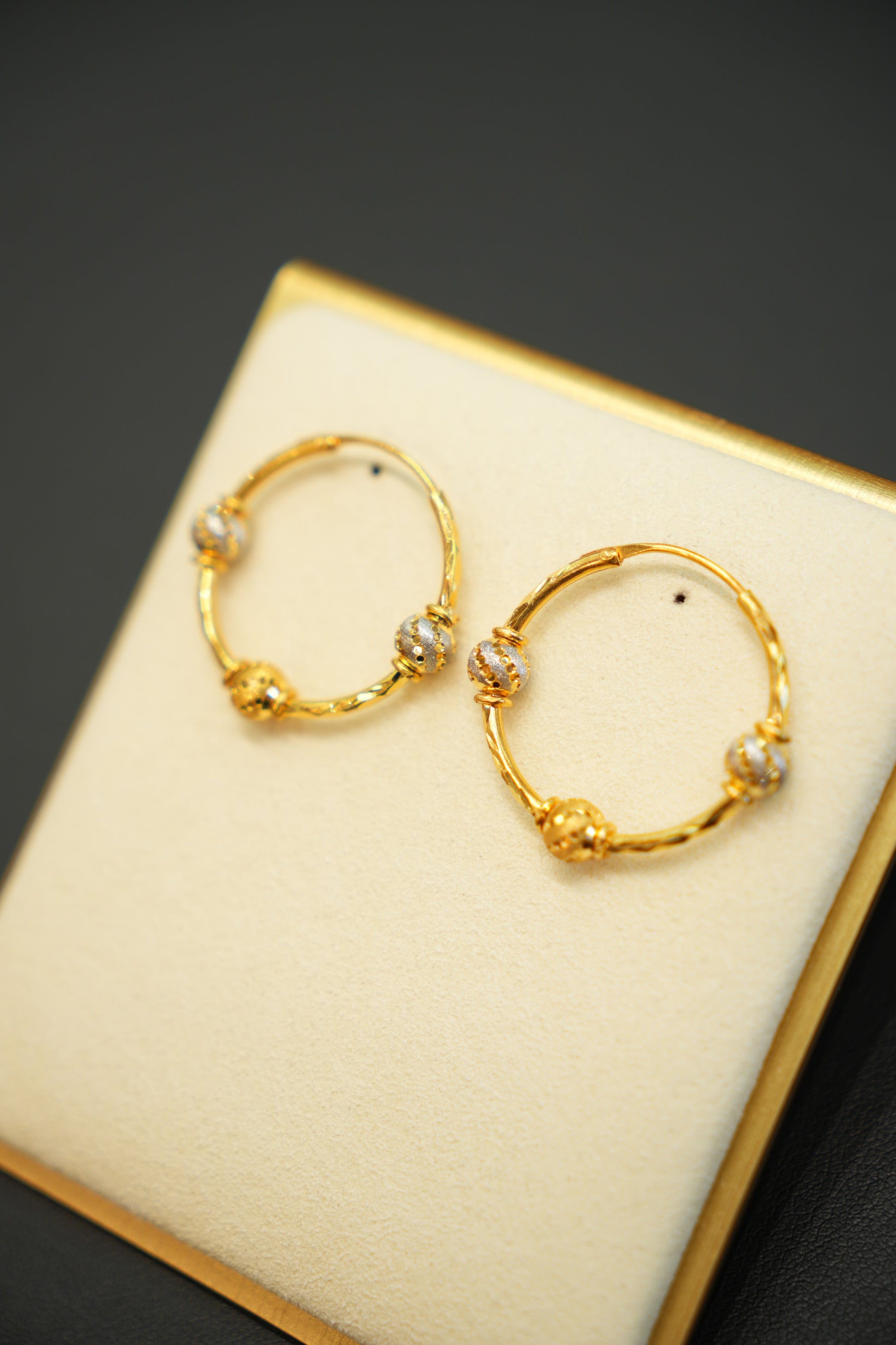22K Gold Ladies Hoop Earrings
