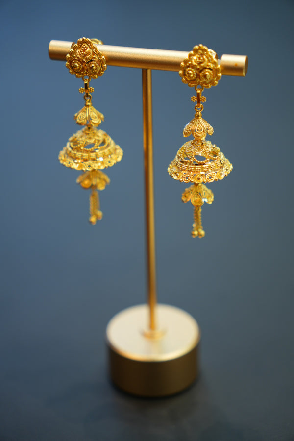 22K Gold Ladies Earrings