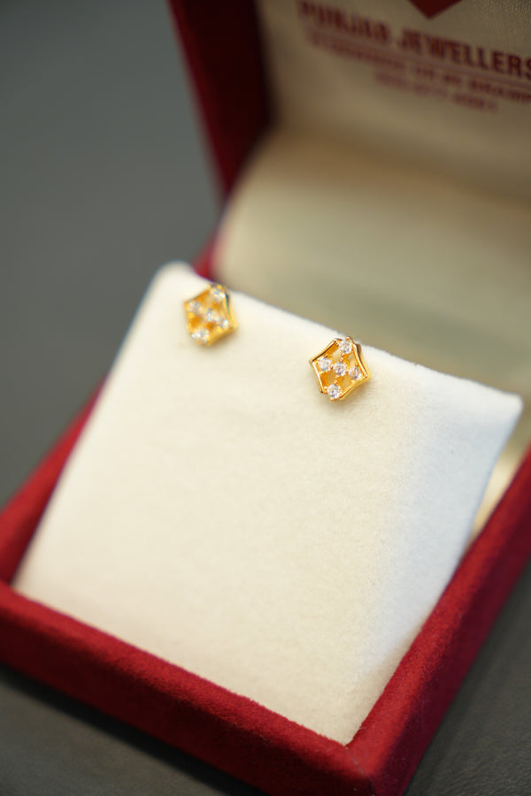 22K Gold Ladies Earrings