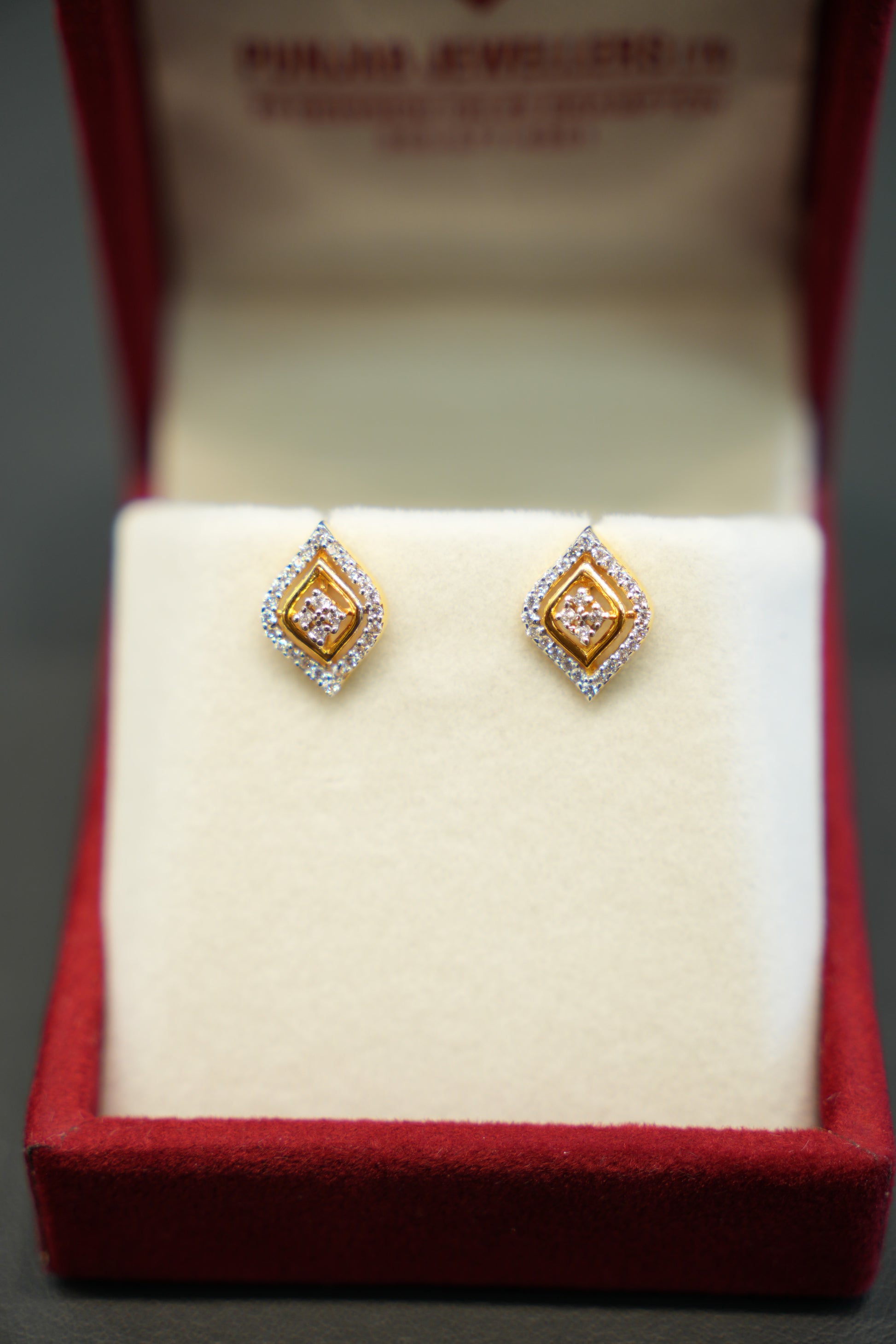 High-quality 22K gold ear jewellery