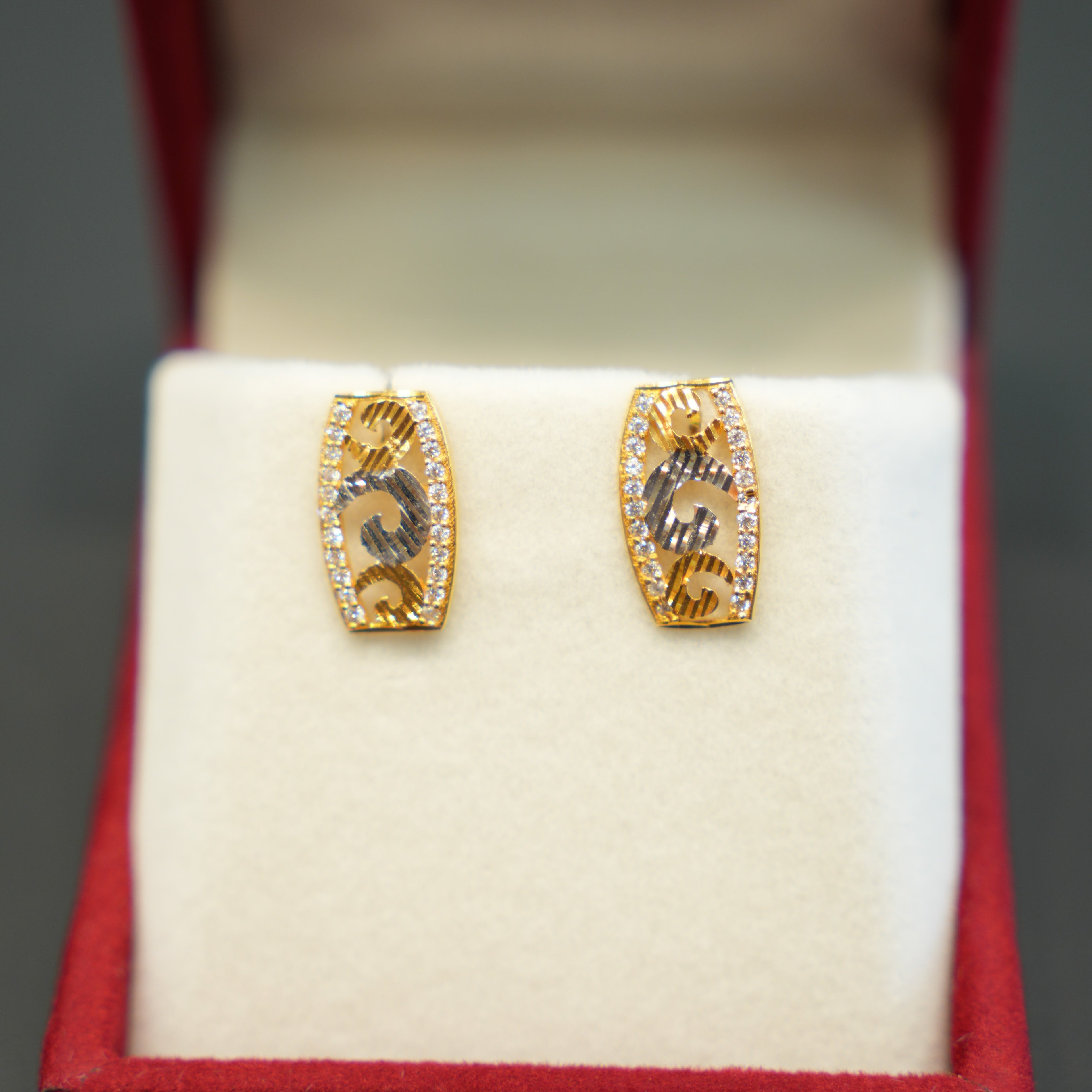 Pure 22K gold earrings design