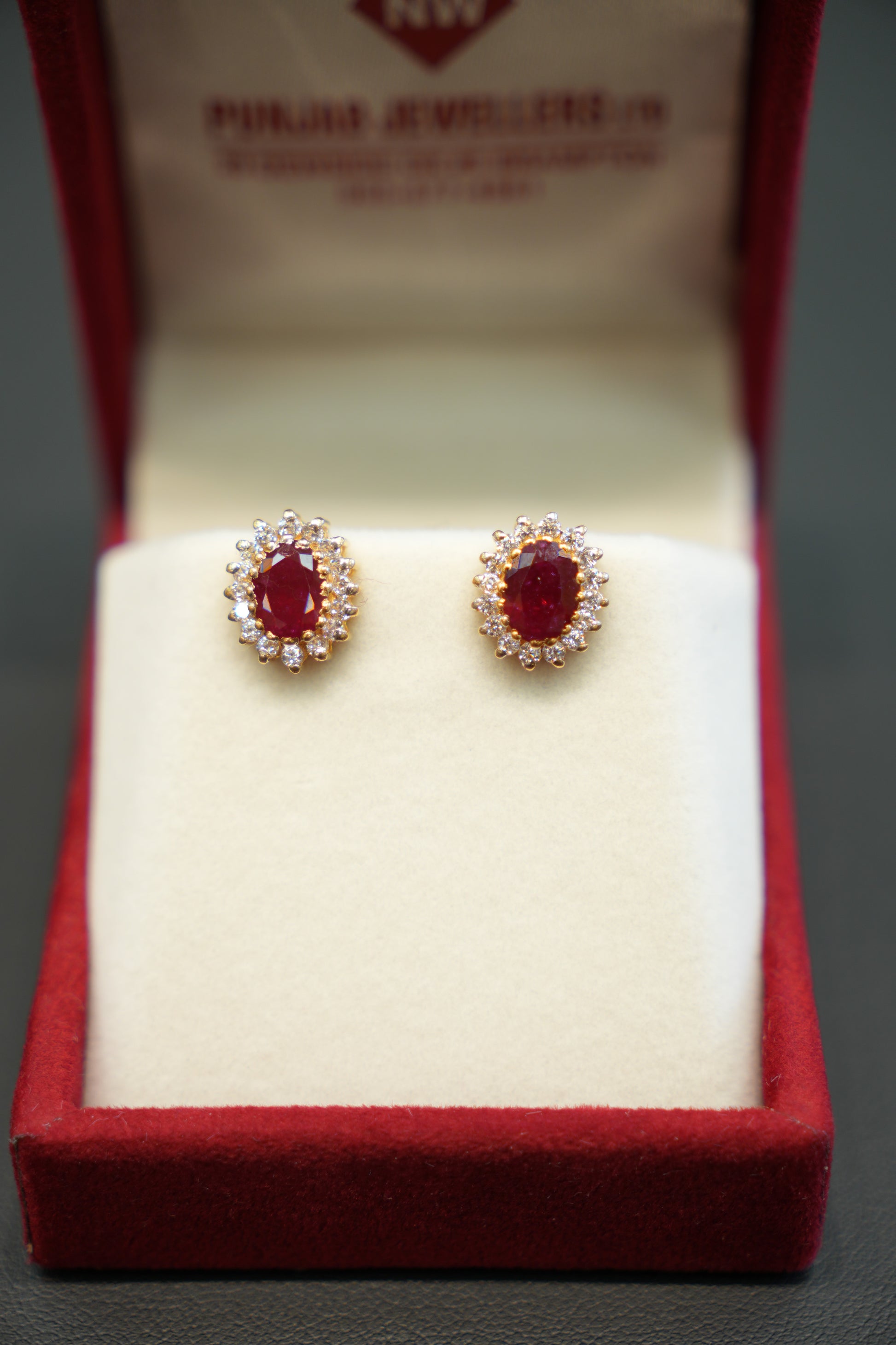 22K Gold Ladies Earrings