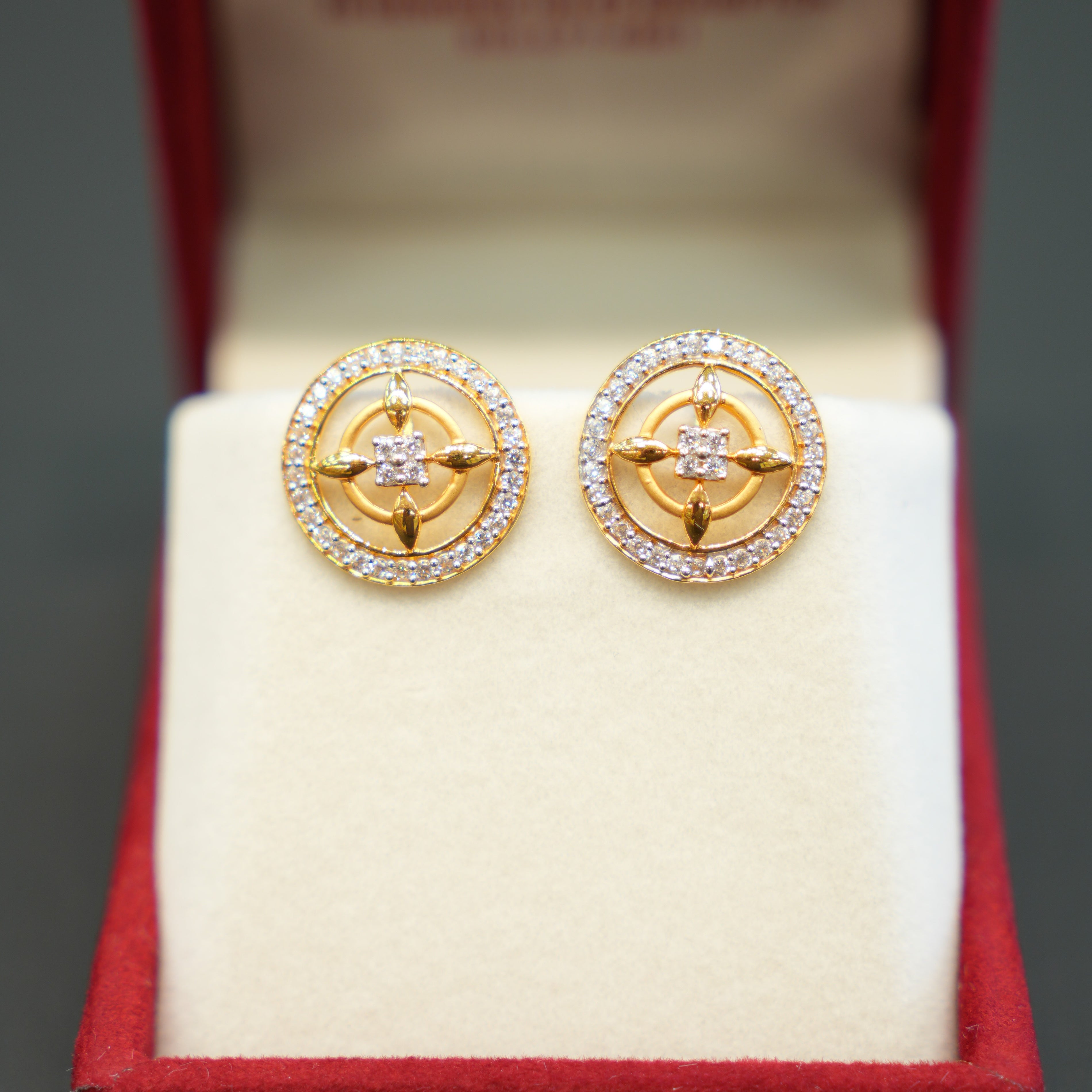 22K Gold Ladies Earrings