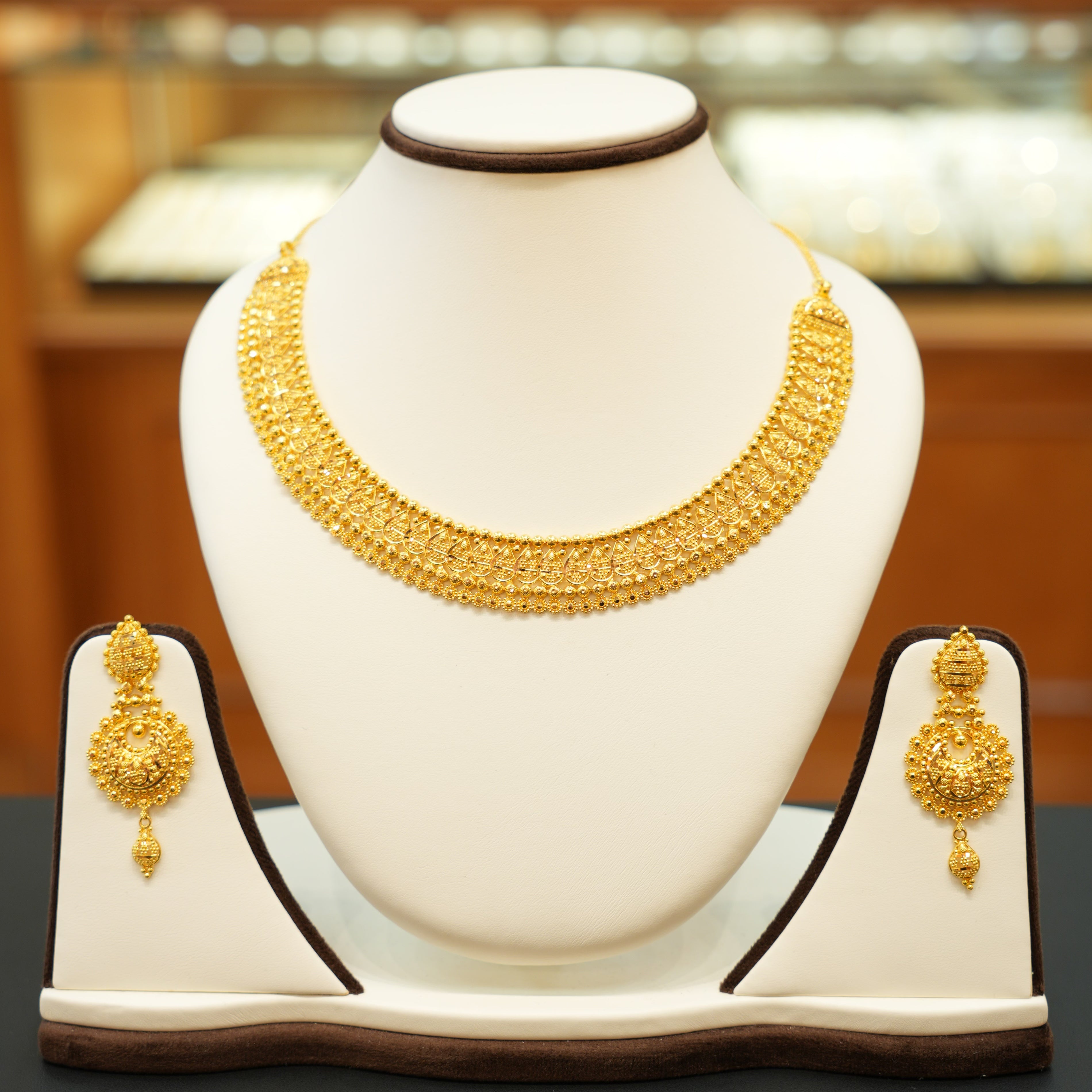 22K Gold Designer Necklace Set