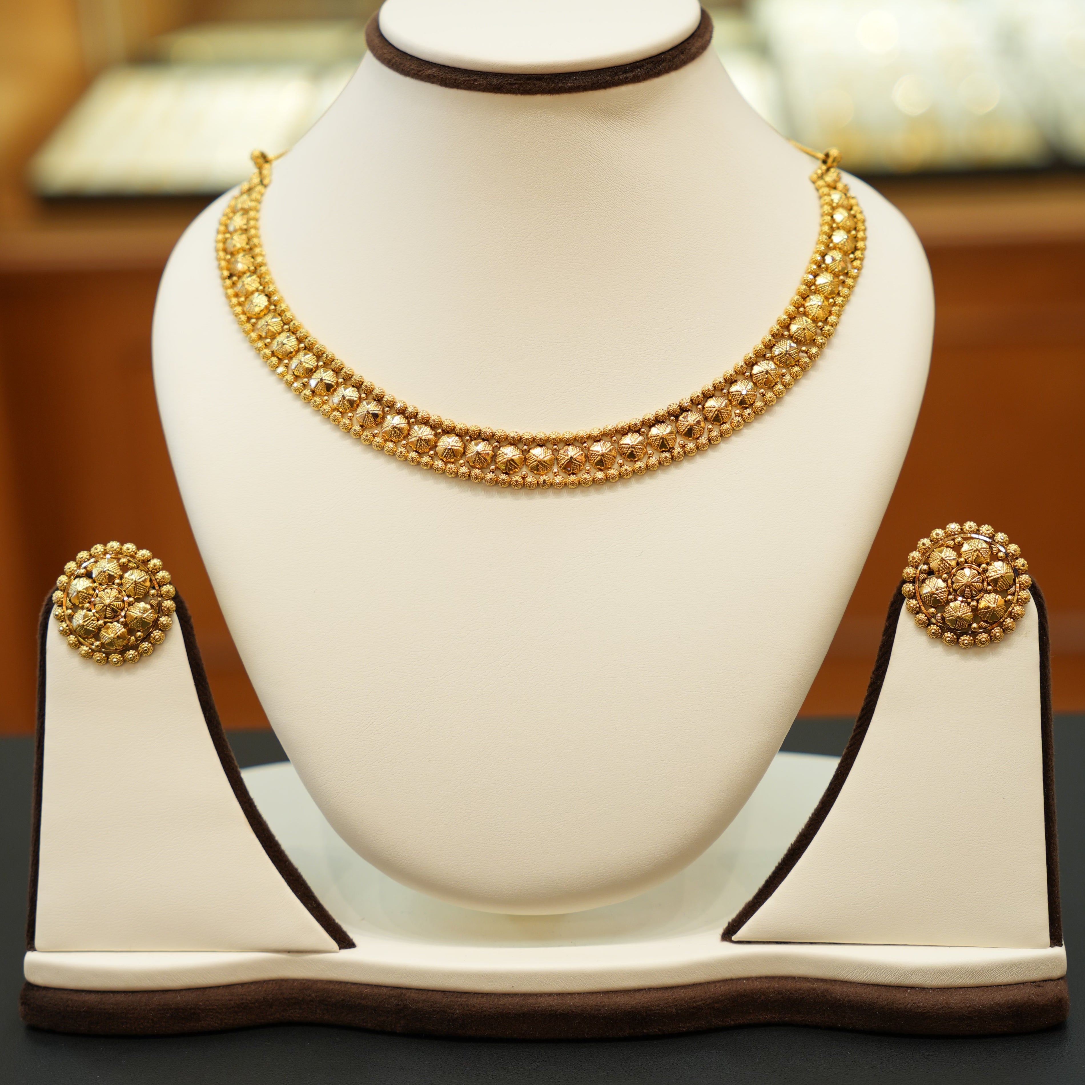 22K Gold Designer Necklace Set