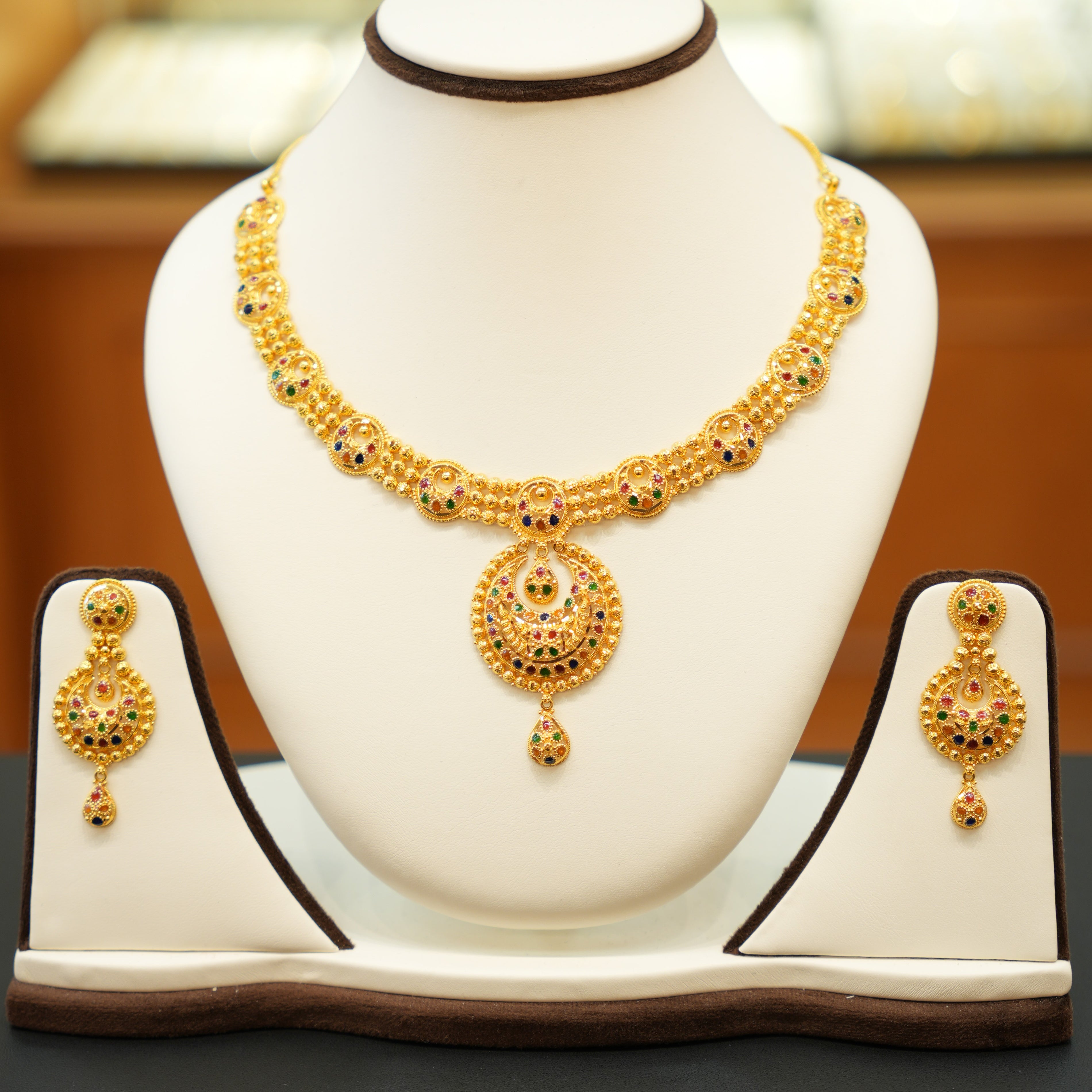 22K Gold Designer Necklace Set
