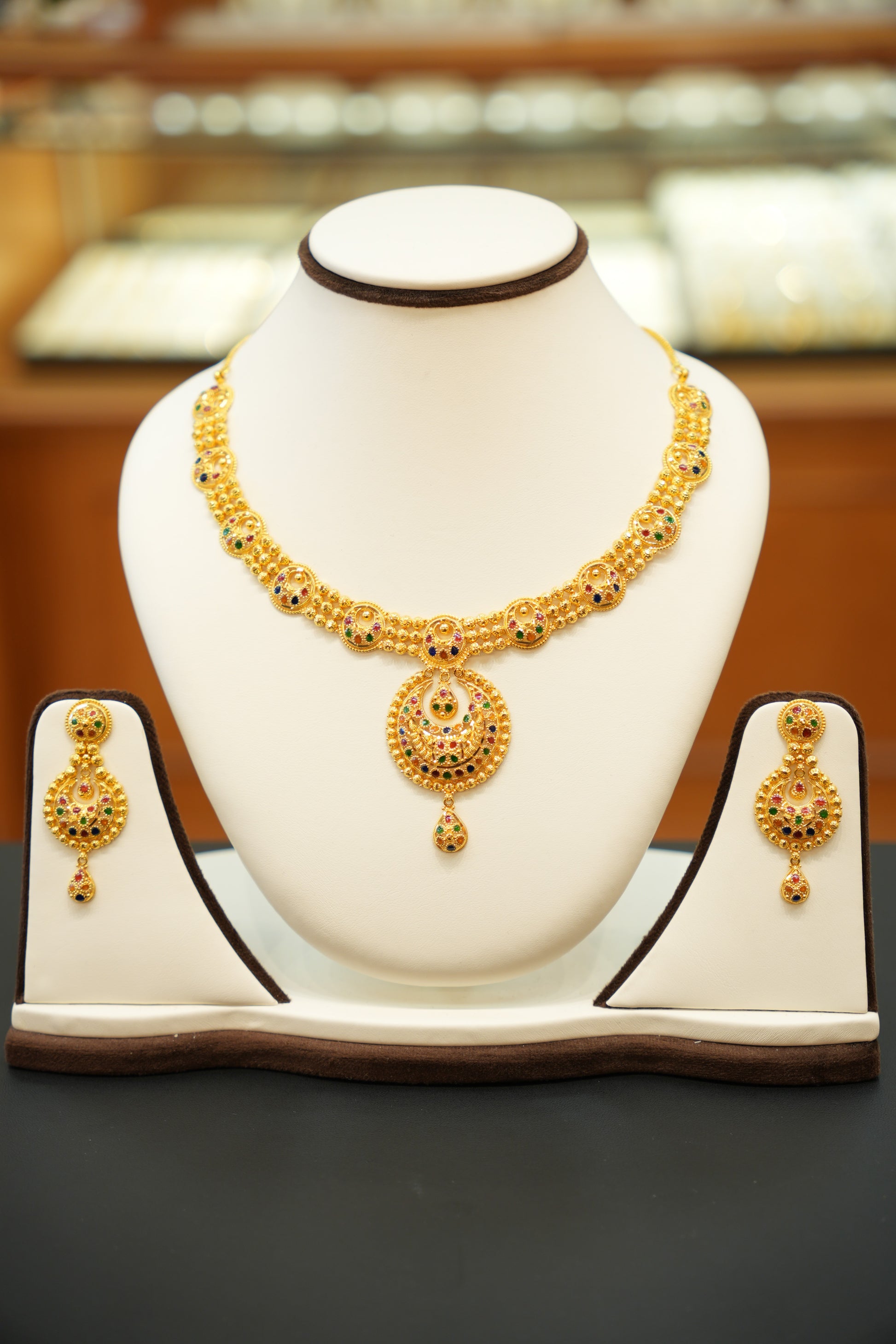22K Gold Designer Necklace Set