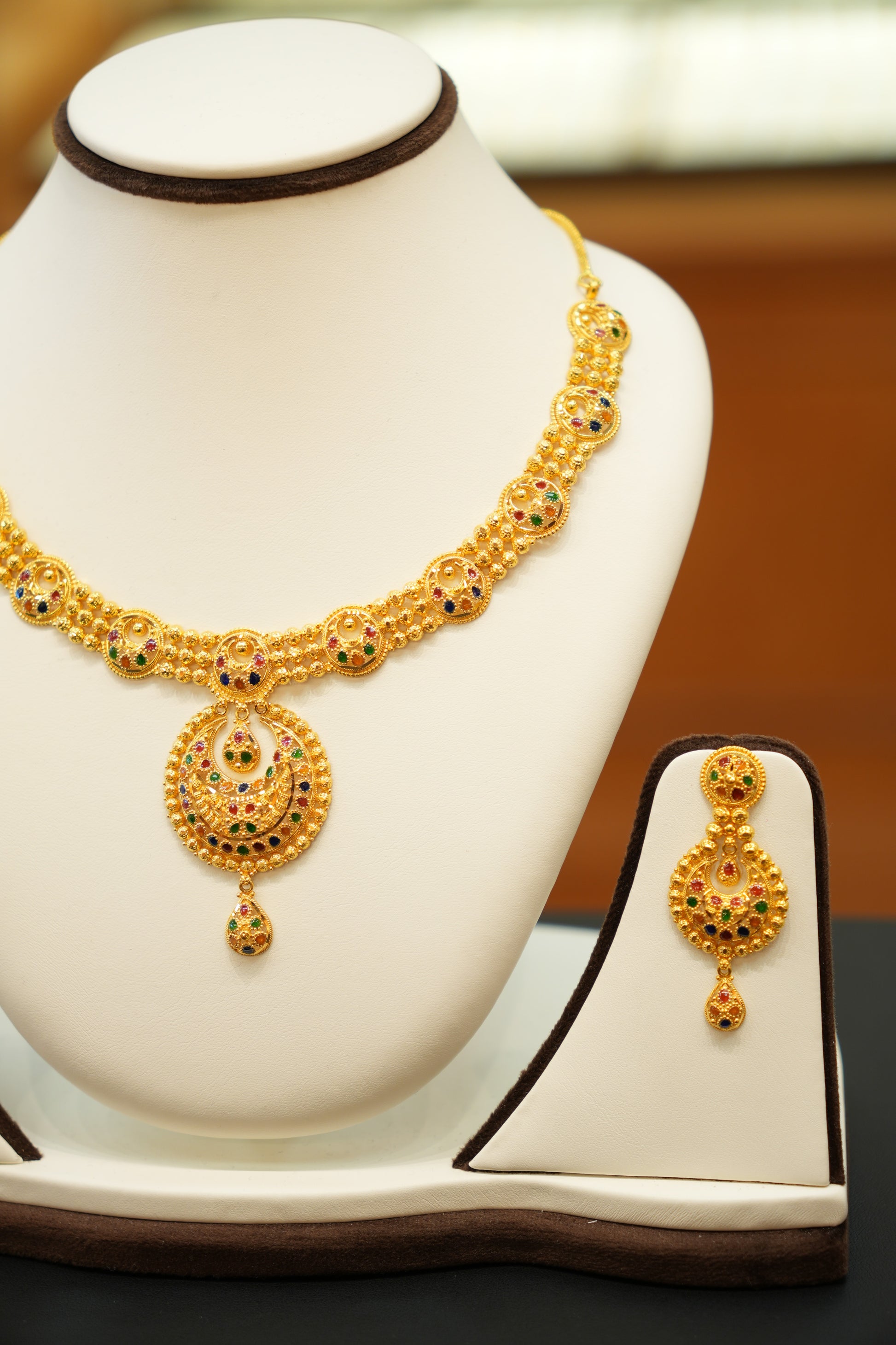 22K Gold Designer Necklace Set