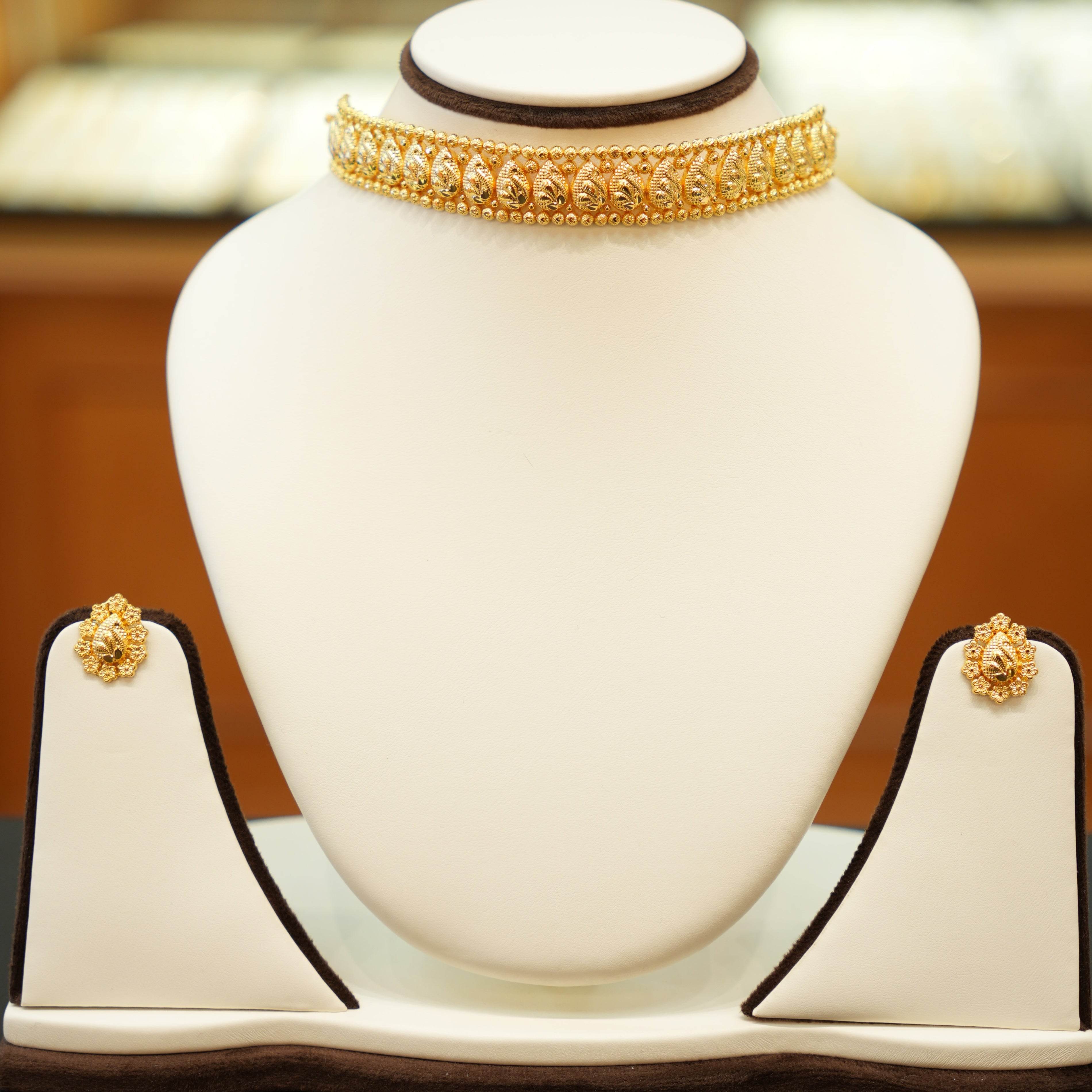 22K Gold Designer Necklace Set