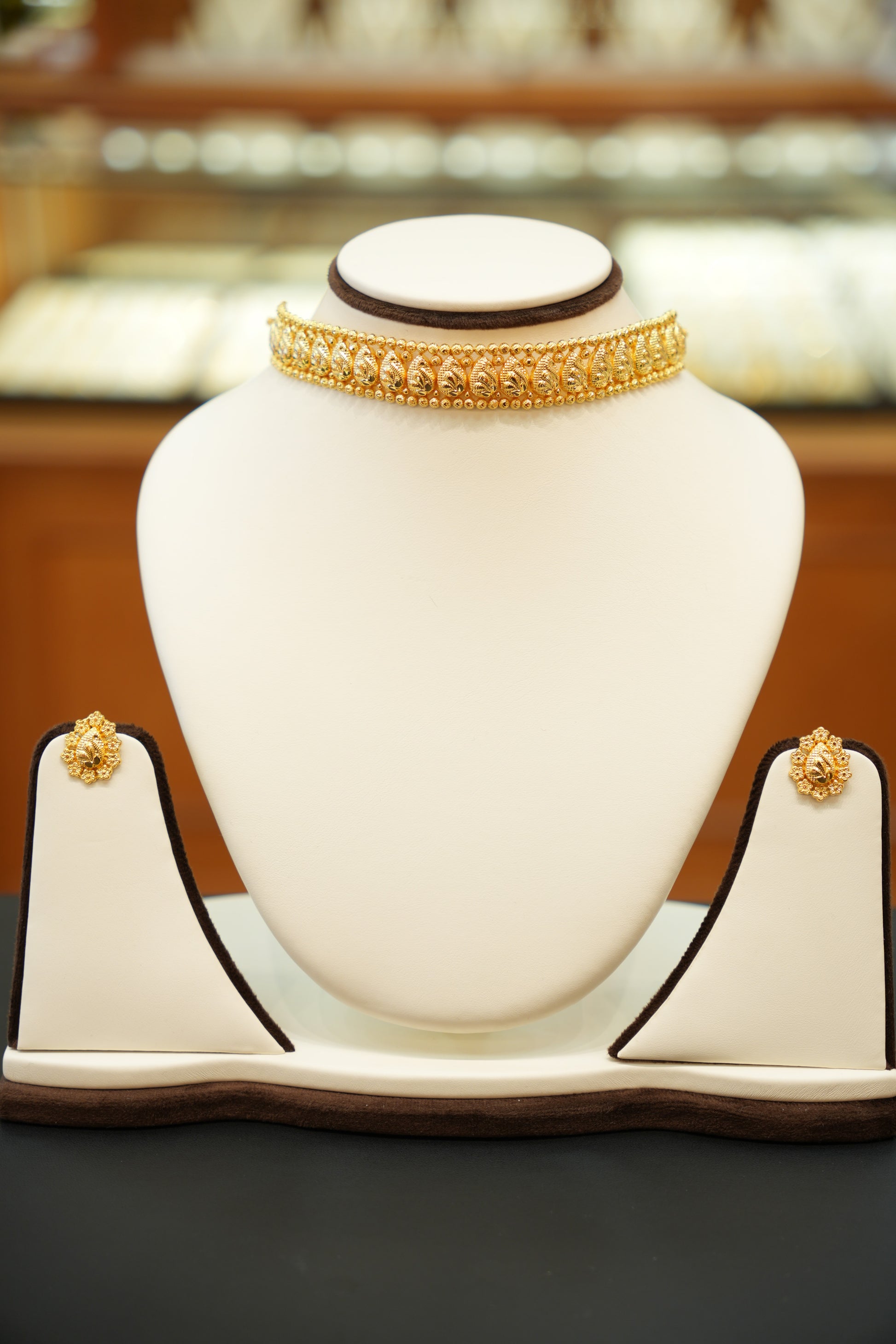 22K Gold Designer Necklace Set
