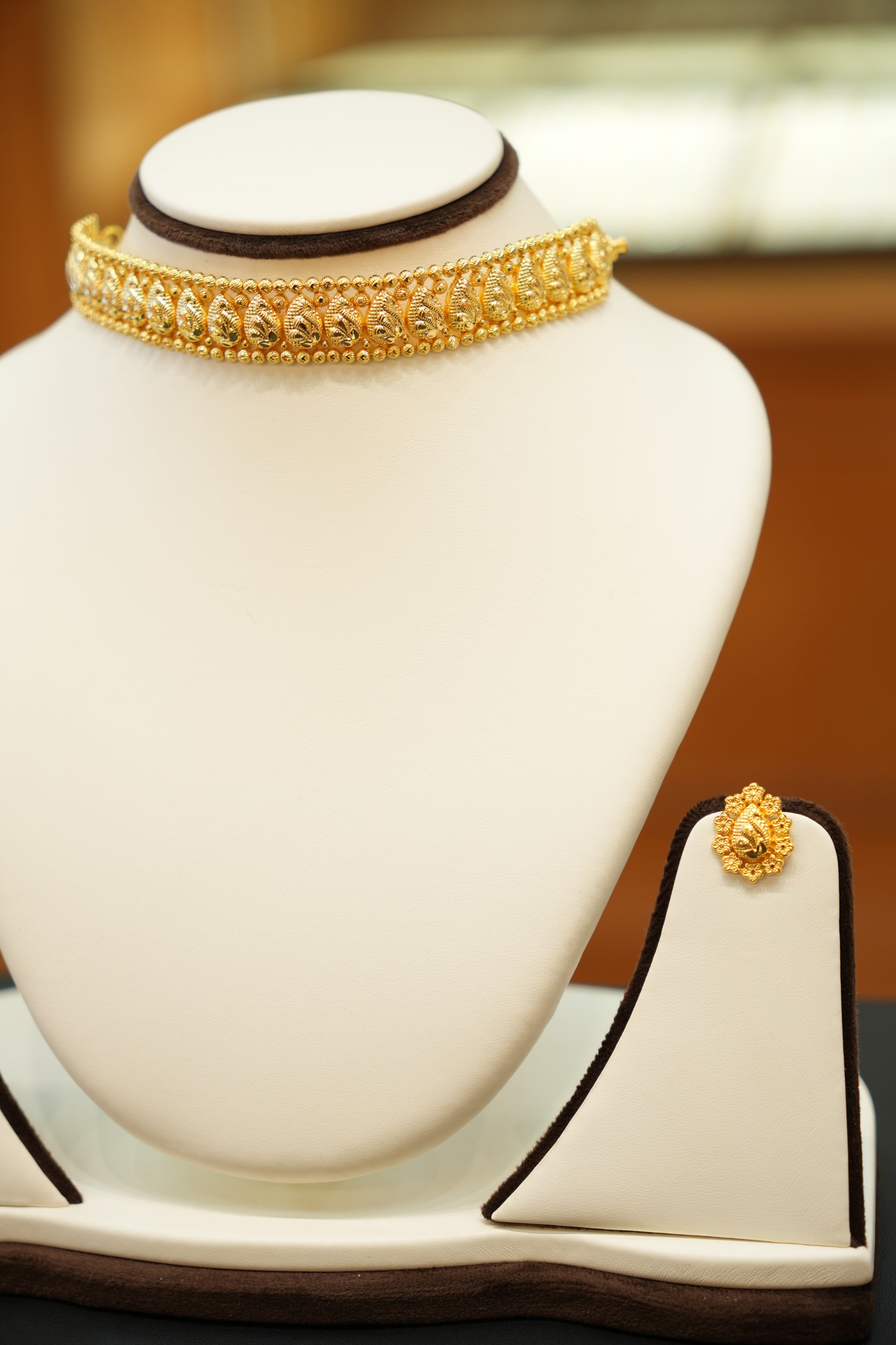 22K Gold Designer Necklace Set