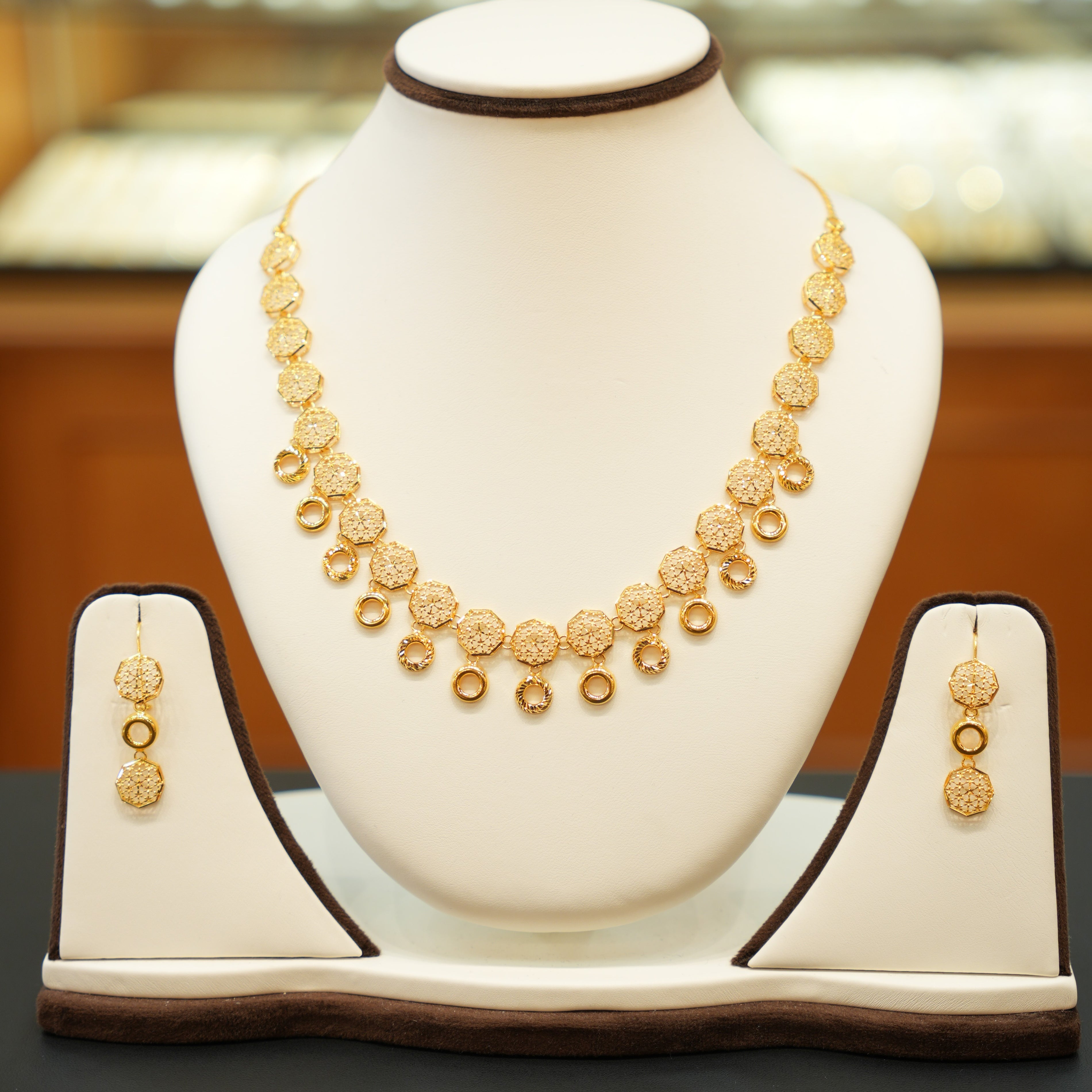 22K Gold Designer Necklace Set