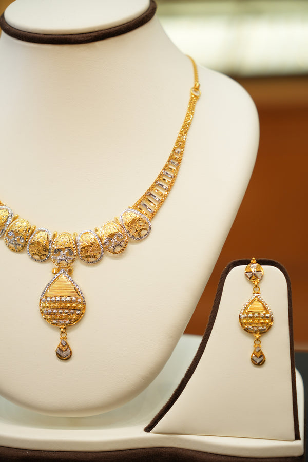 22K Gold Designer Necklace Set