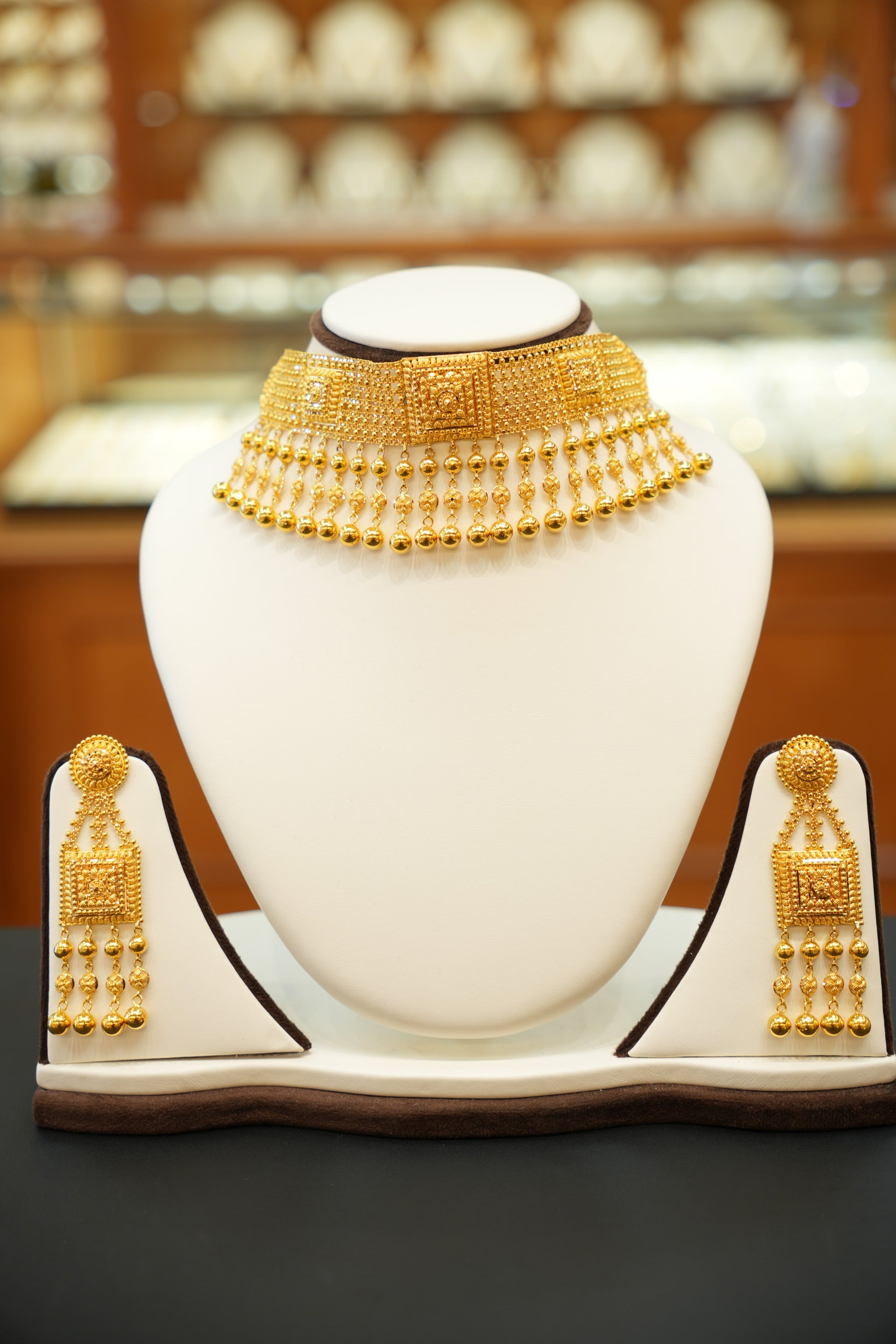 22K Gold Designer Choker Set